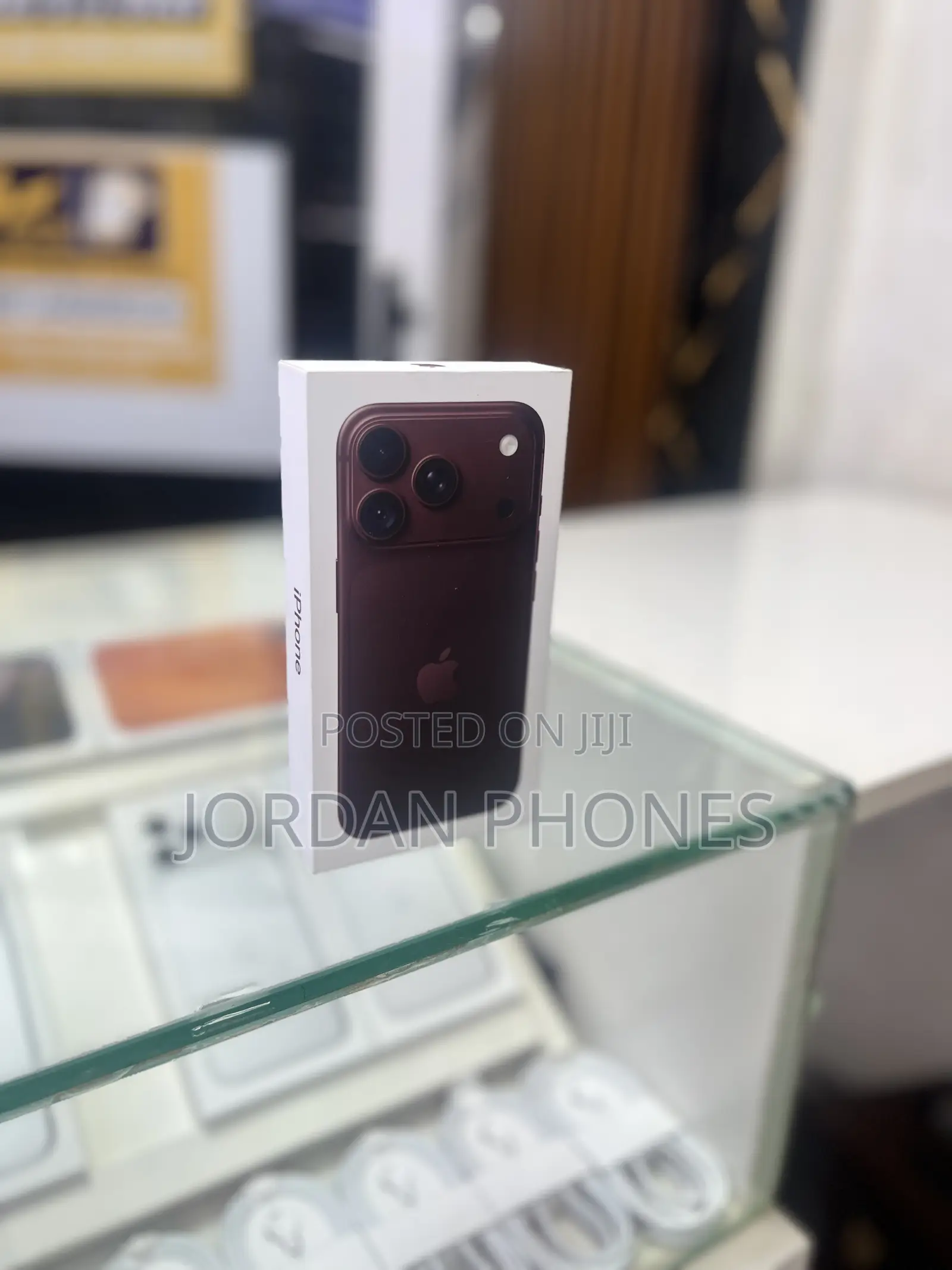 New Apple iPhone 18 Pro 512 GB Red