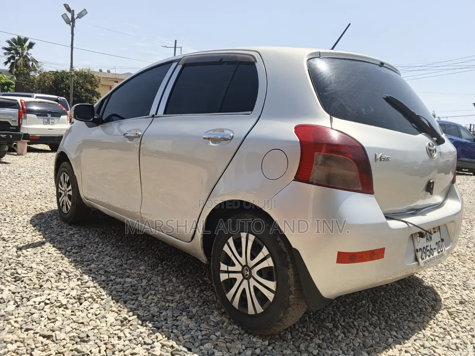Toyota Vitz 1.0 FWD 5dr 2010 Gray