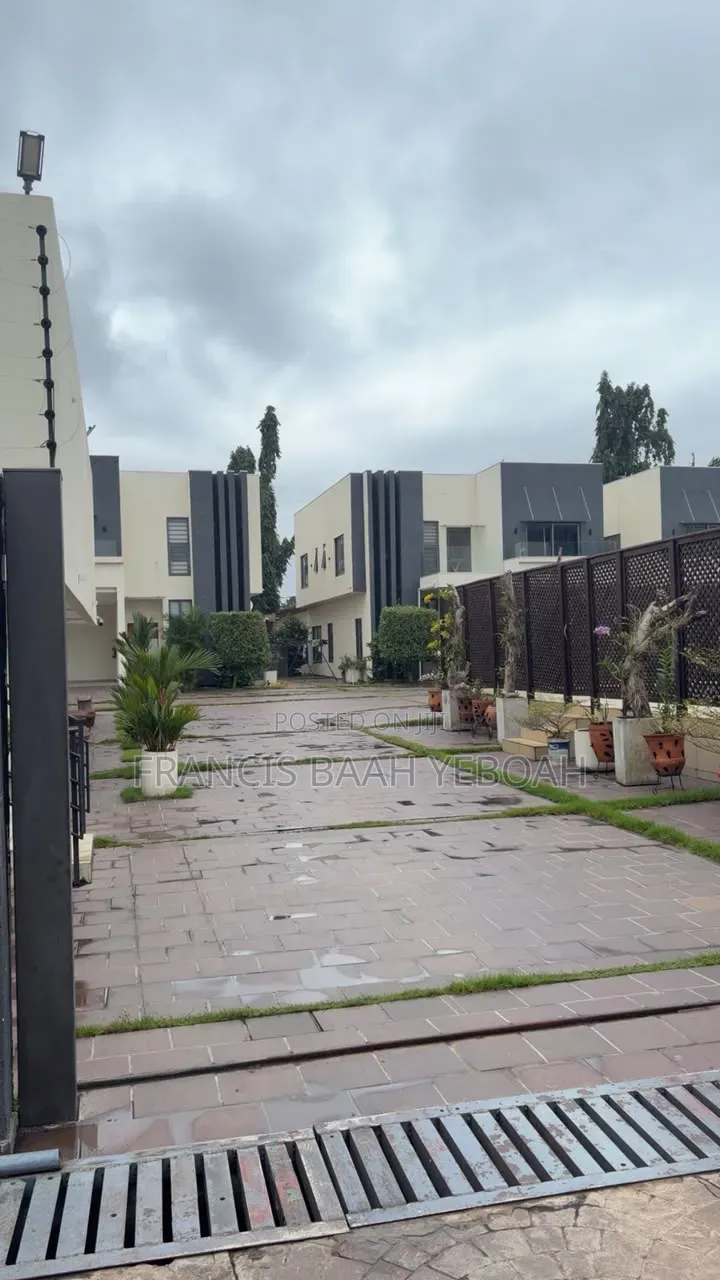 Furnished 4bdrm House in Shining Star Real, Accra Metropolitan for rent