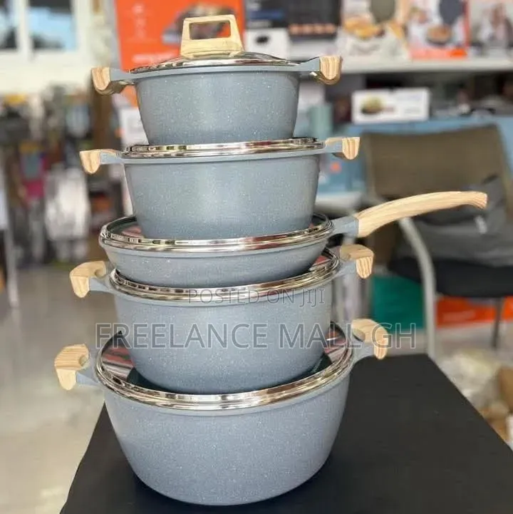 Momcoc Cookware Set
