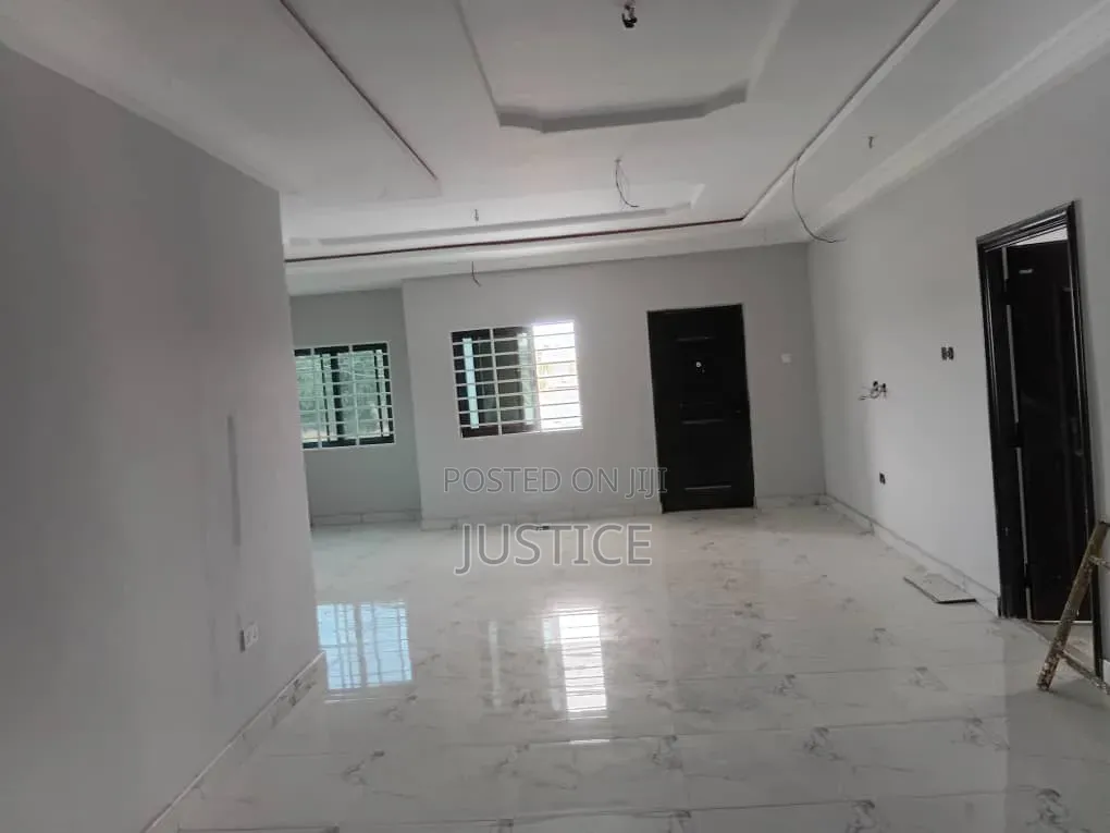 4bdrm House in Ashongman Estate, Police Station for sale
