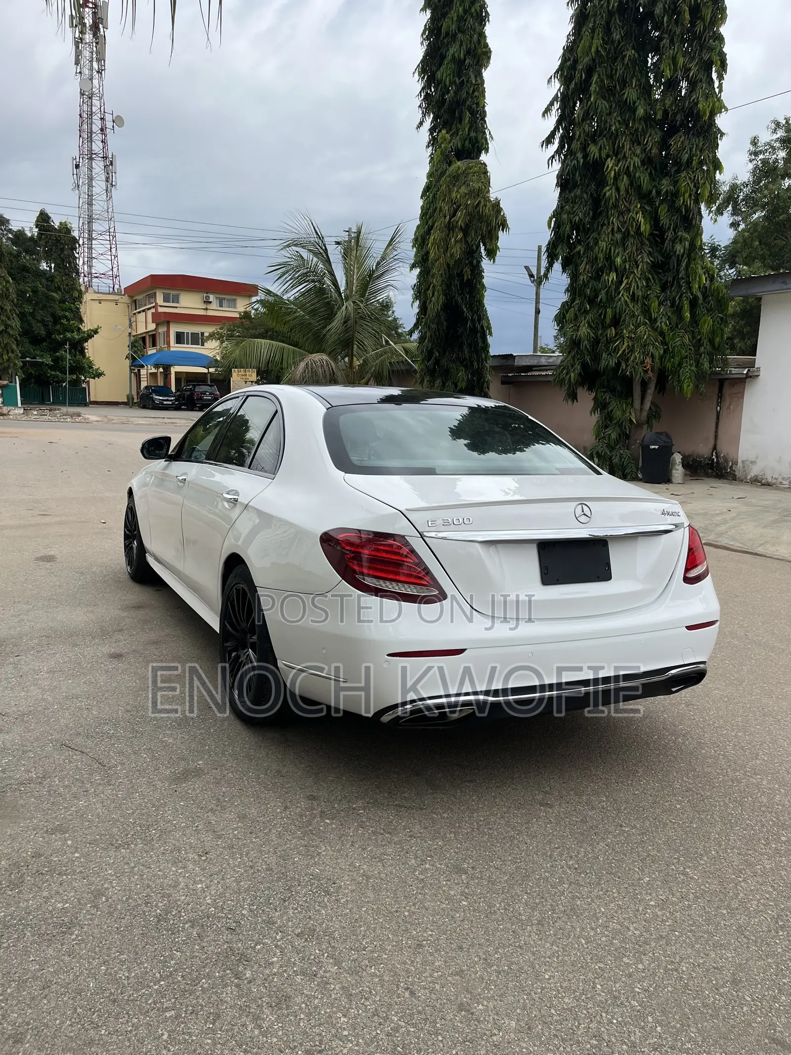 Mercedes-Benz E300 2018 White