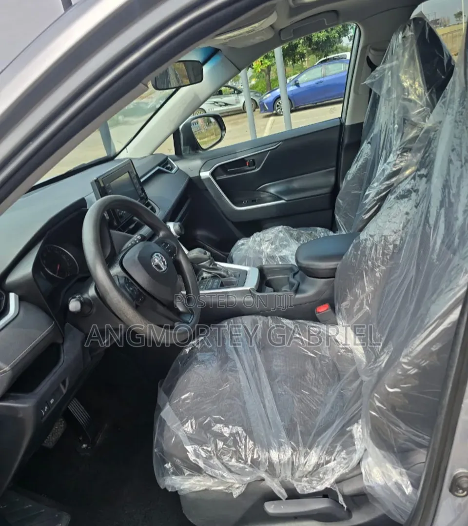 Toyota RAV4 2020 Gray