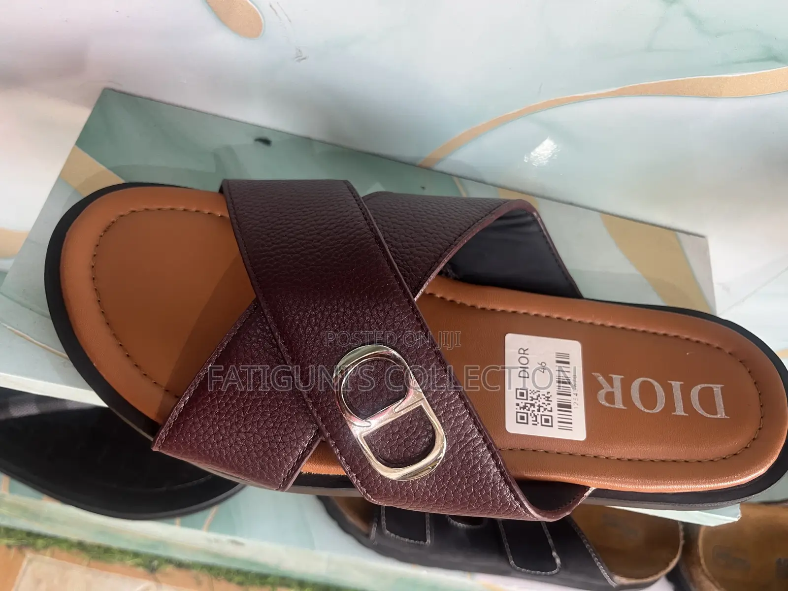 Men Slippers Available at Affordable Prices