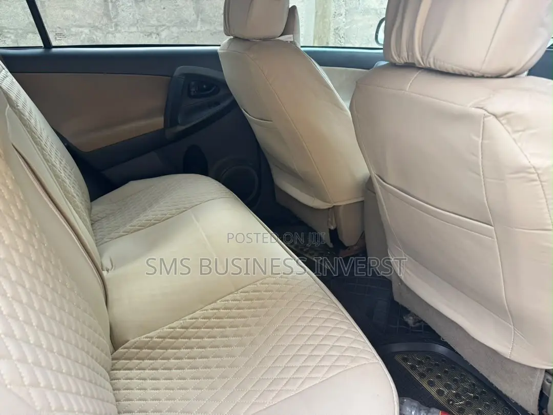 Toyota RAV4 2.5 Sport 4x4 2010 Gray