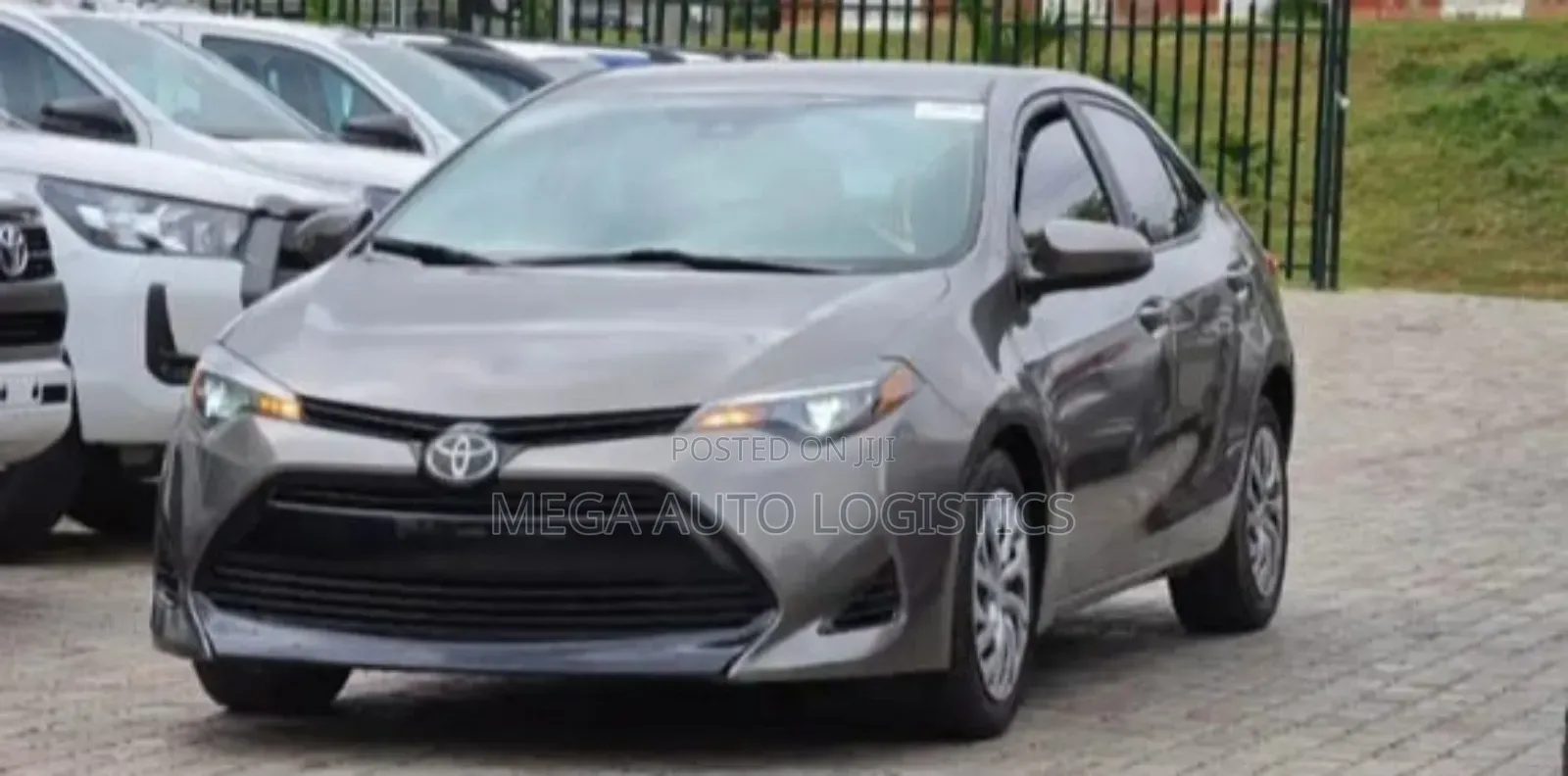 Toyota Corolla LE 4dr Sedan (1.8L 4cyl CVT) 2017 Brown