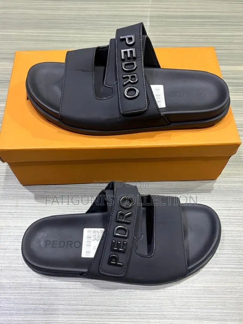 Luxury Men’s Slides – Elegant and Comfortable