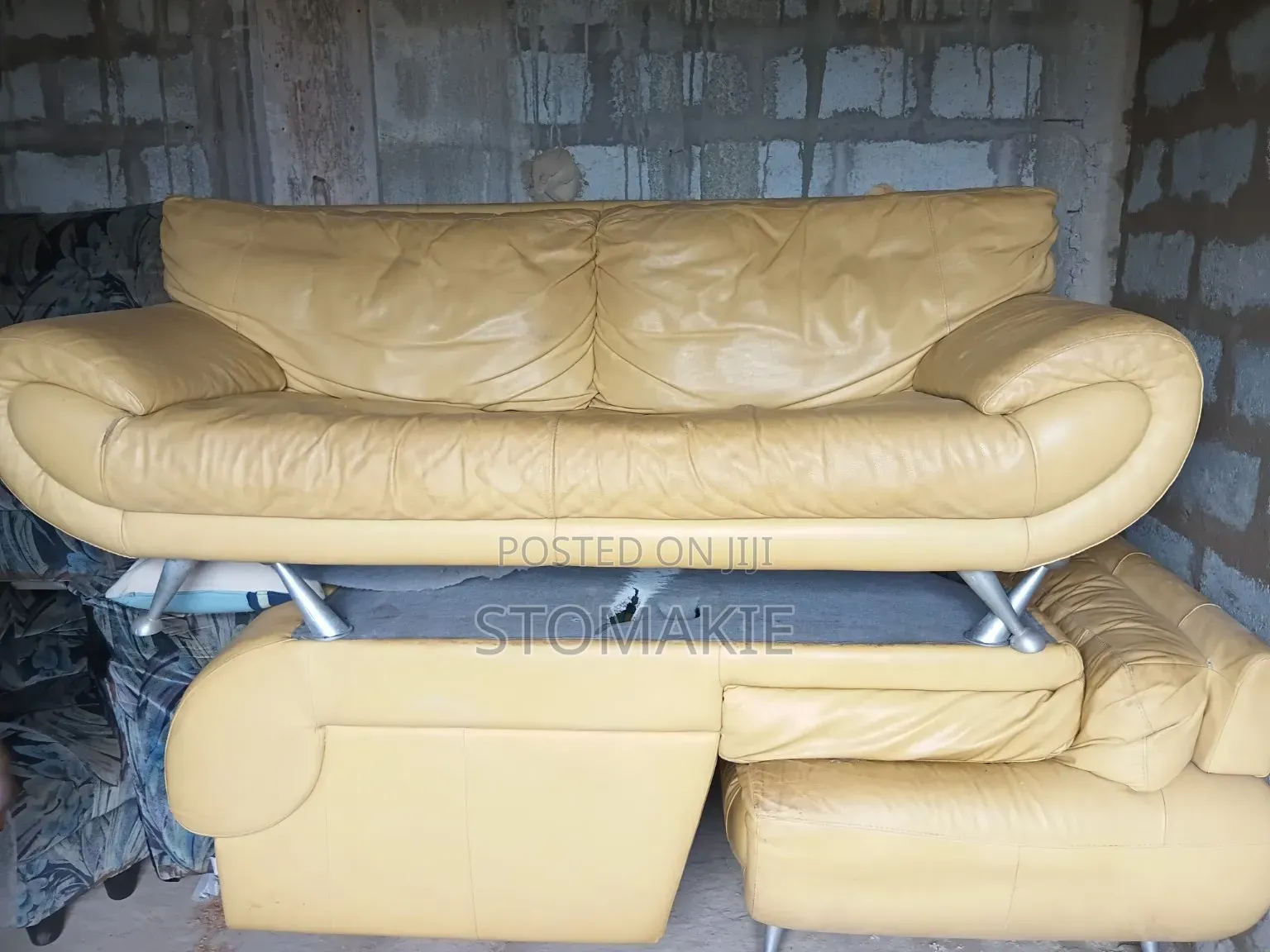 Used 3 Piece Sofa Set