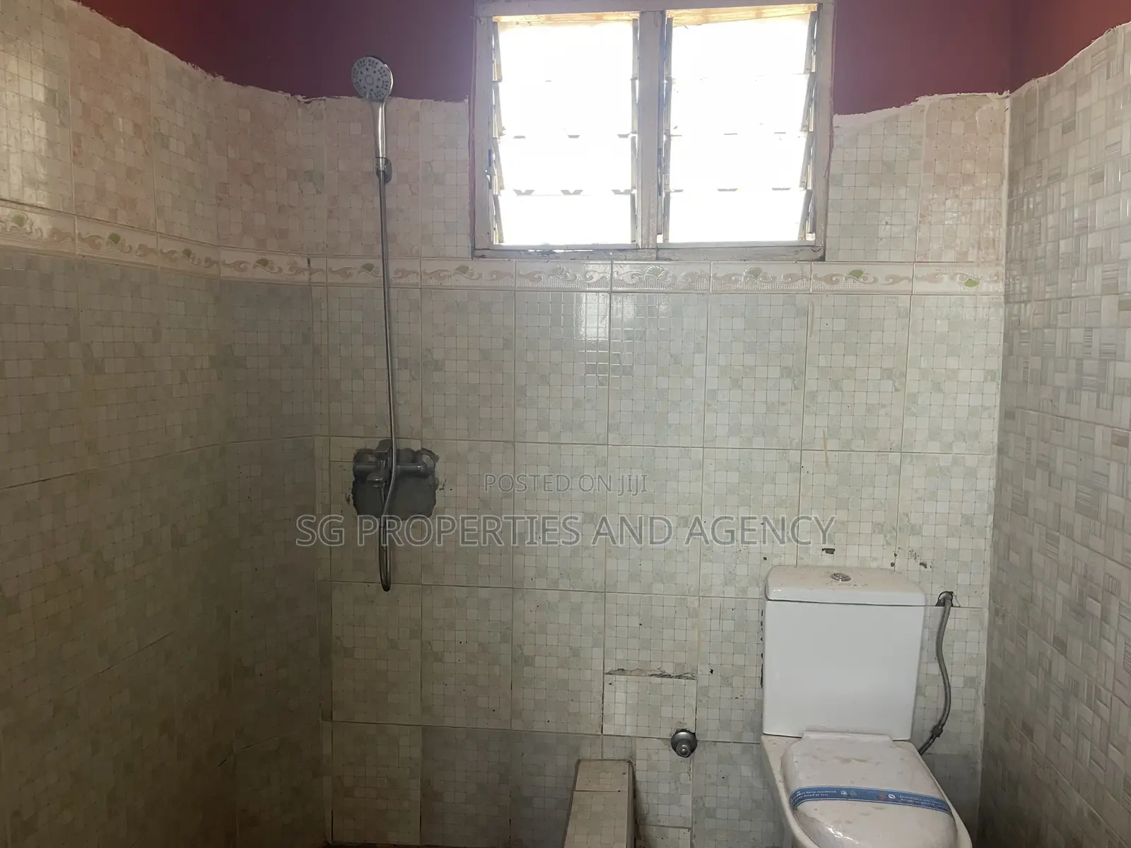 1bdrm Apartment in Batsonaa, Baatsona Total for rent