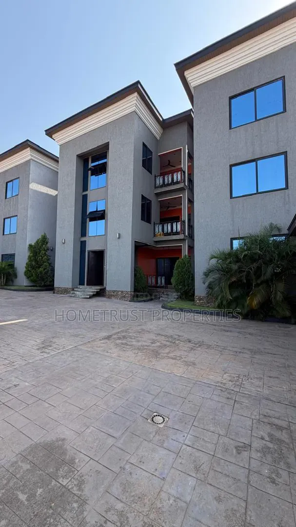 3bdrm Apartment in Achimota Tantra, Unity Closed for rent