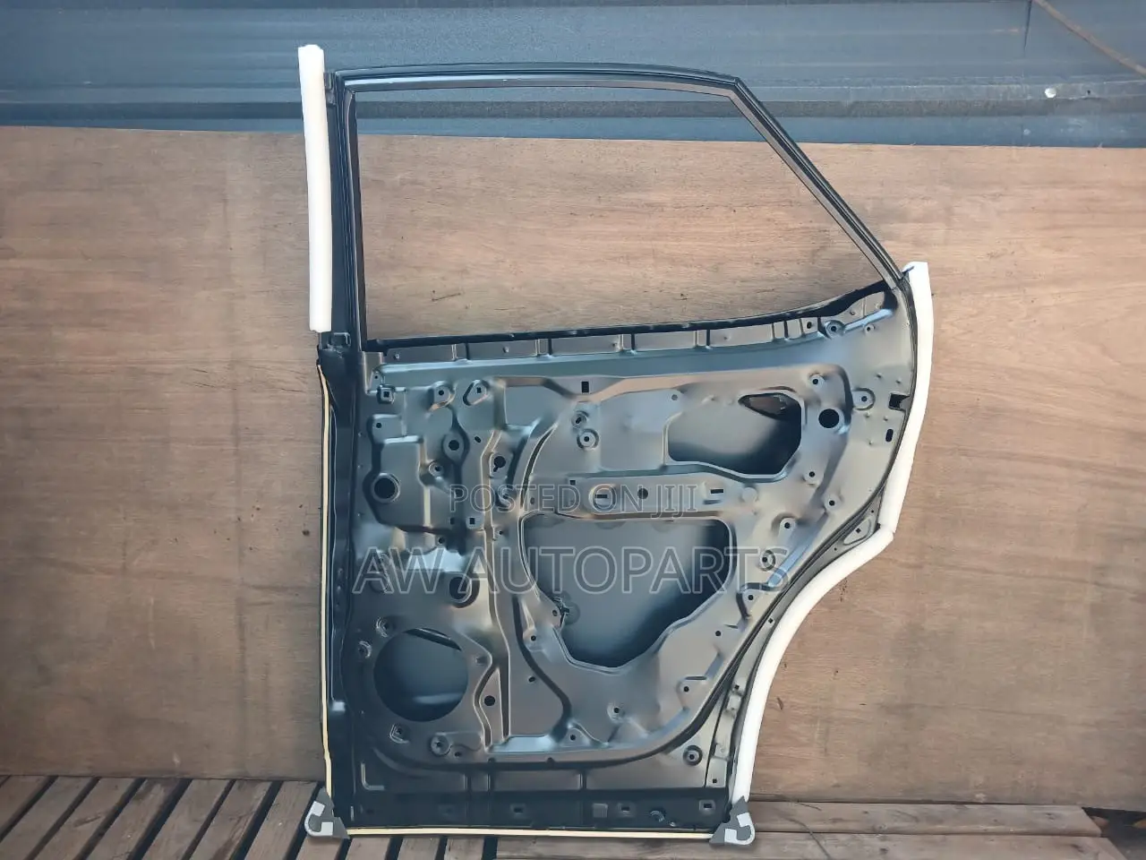Lexus RX 350 2023-2026 Doors