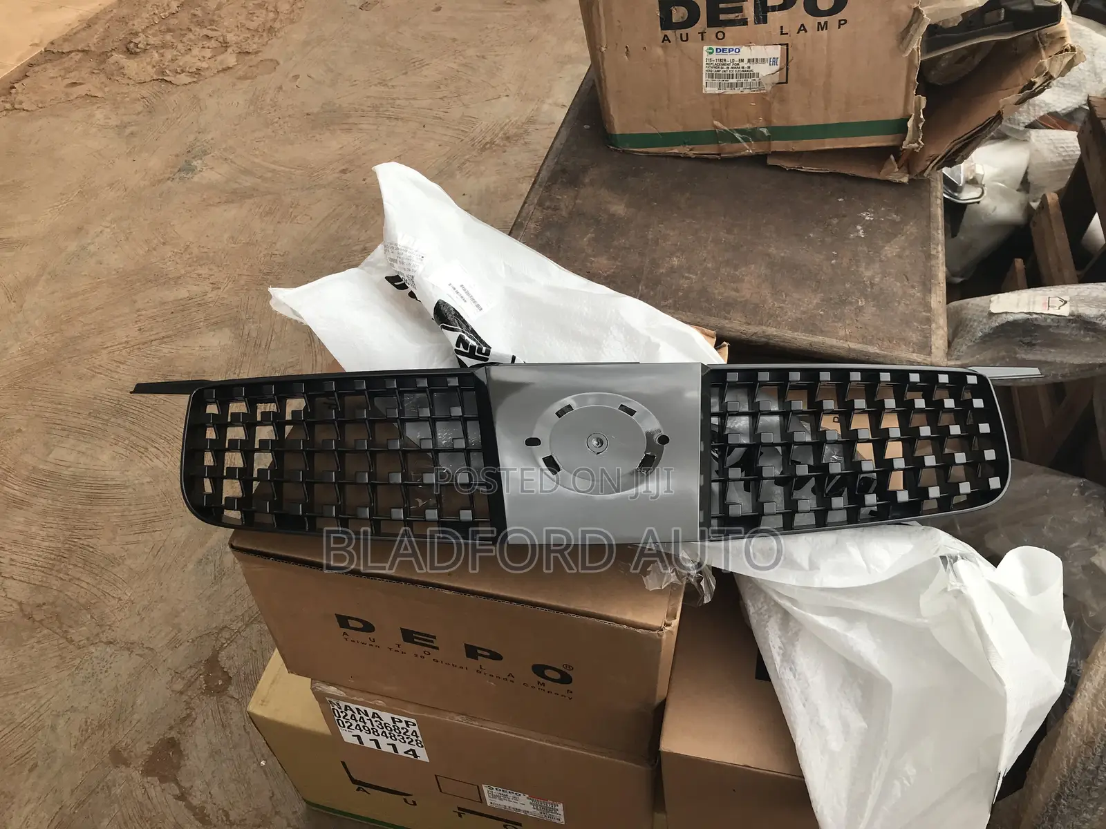 Nissan Sentra 2004-2006 Front Shells