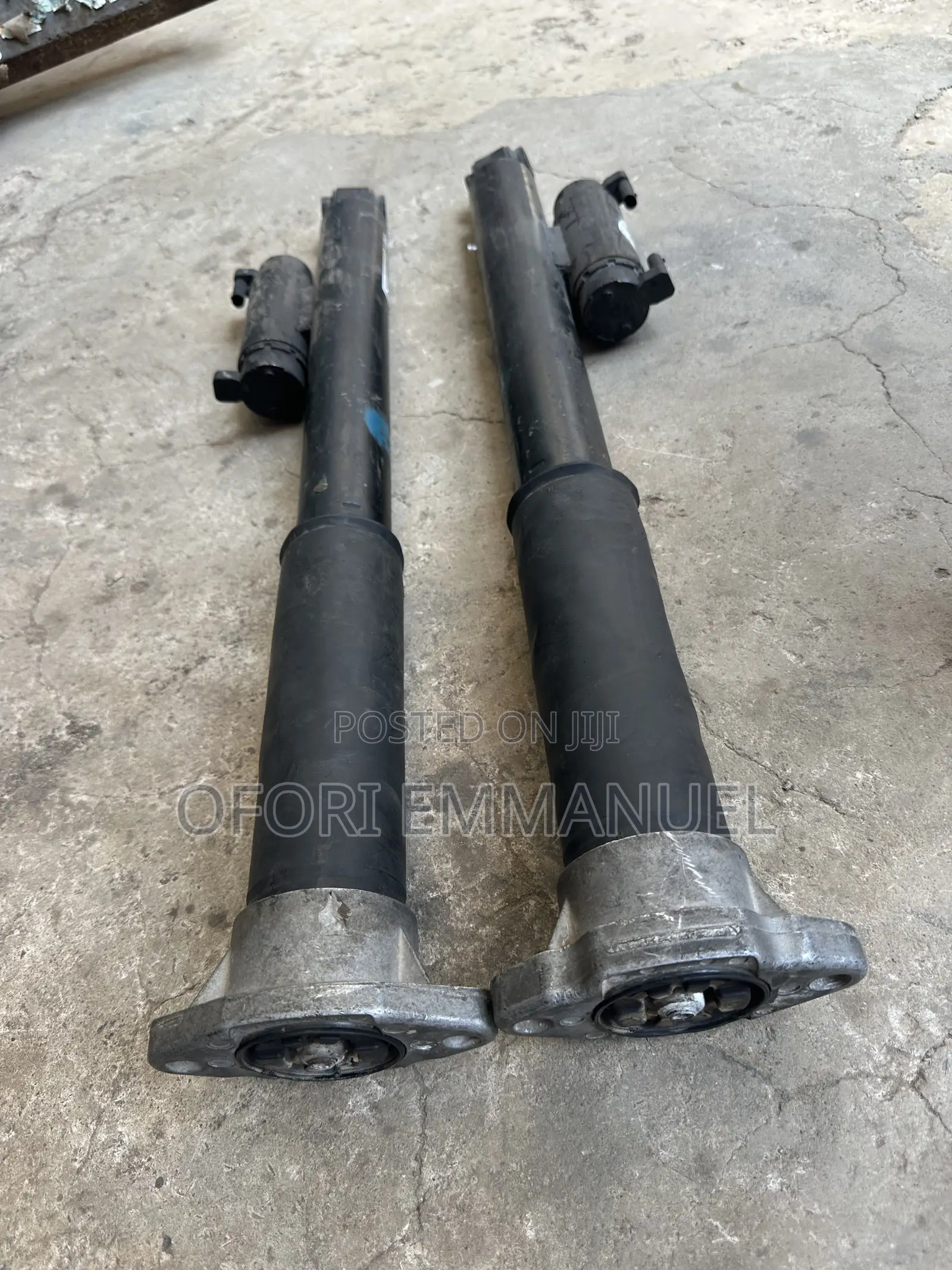 Benz C43/C63/C400 Back Shocks