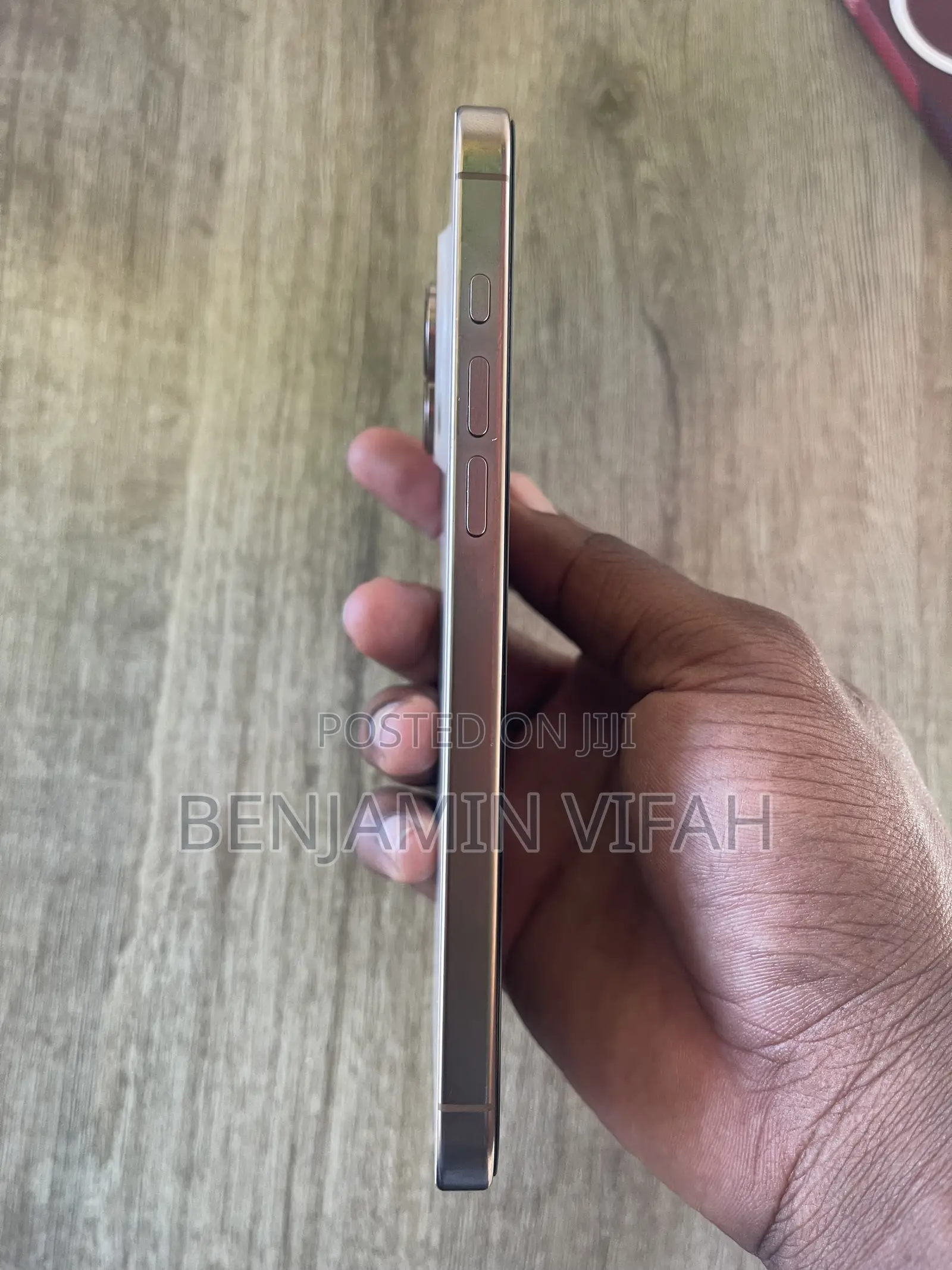 Apple iPhone 16 Pro Max 256 GB Gold