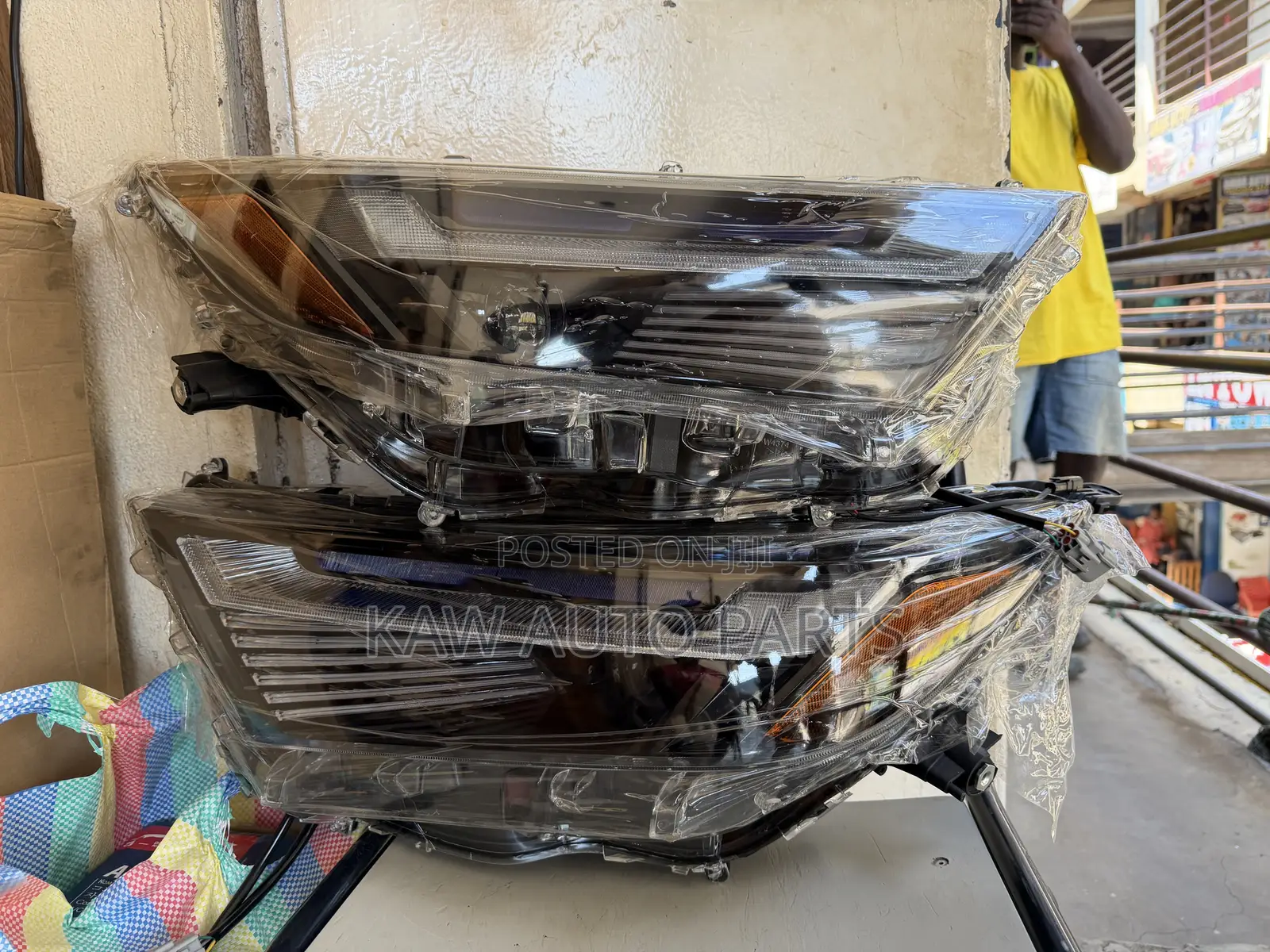 2019,2020,2021,2022,2023,2024,2025 Headlight Fr Toyota RAV4