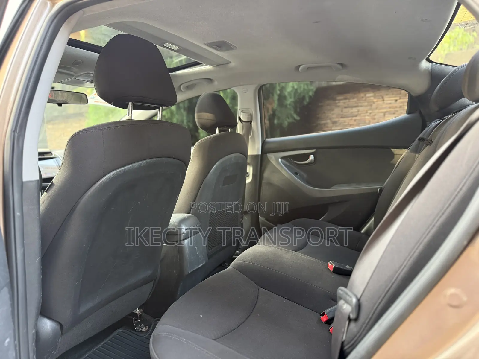 Hyundai Elantra Sport Sedan FWD (2.0L 4cyl 6A) 2016