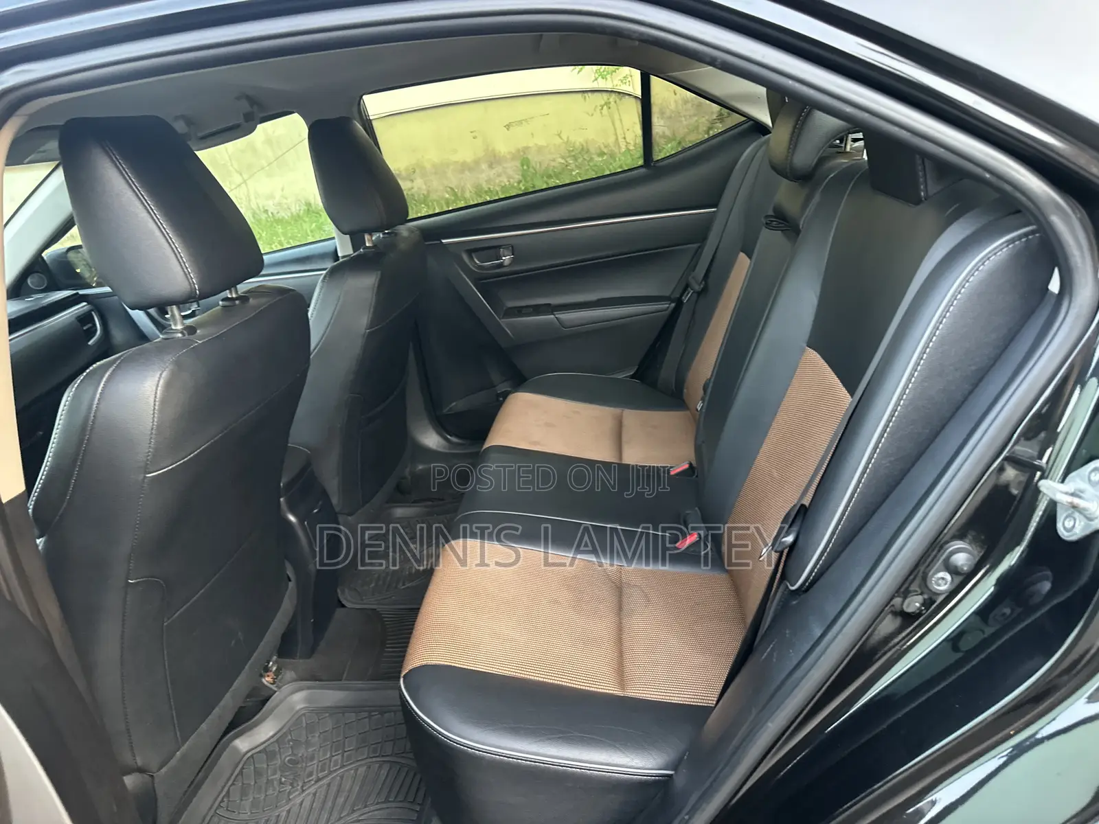Toyota Corolla 2015 Black