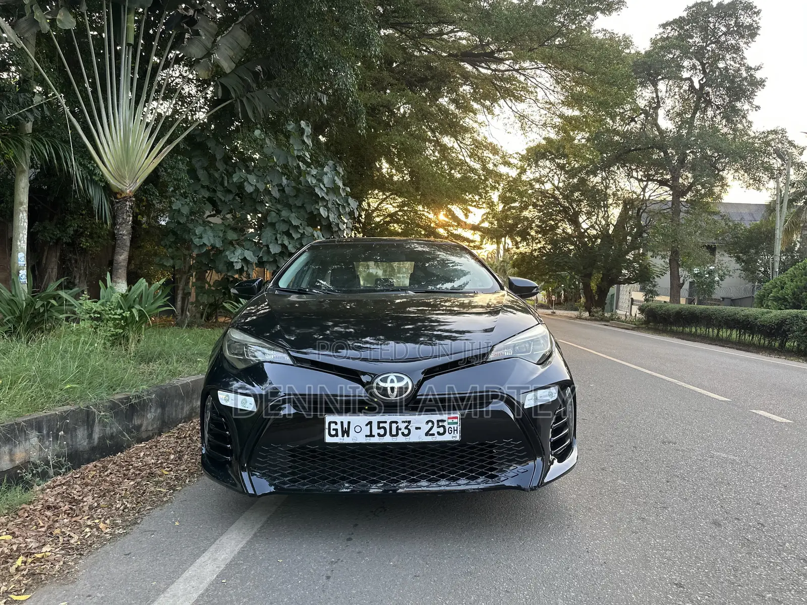 Toyota Corolla 2015 Black