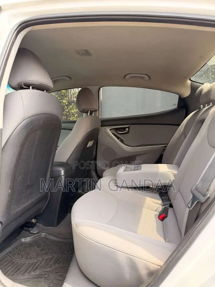 Hyundai Elantra GLS Sedan FWD (1.8L 4cyl 6A) 2013 White