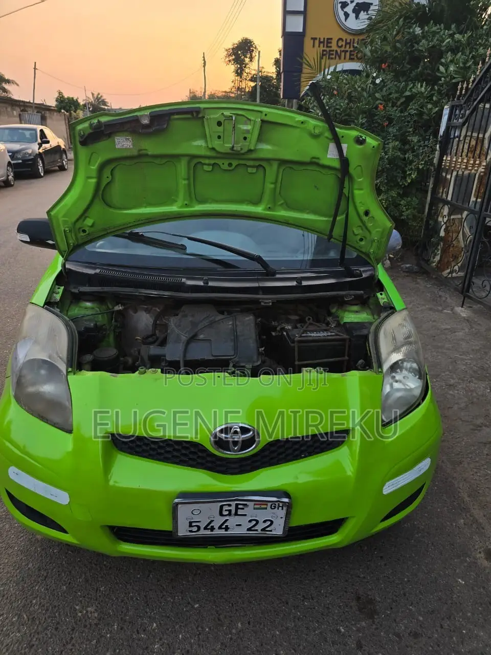Toyota Vitz 2010 Green