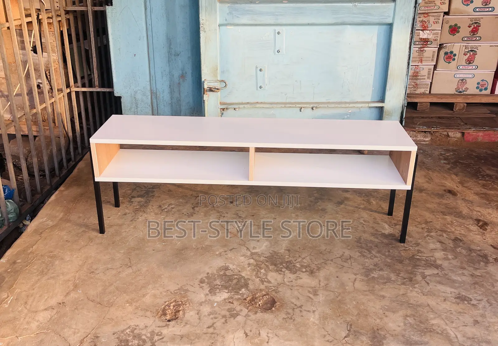 TV Stand B003b