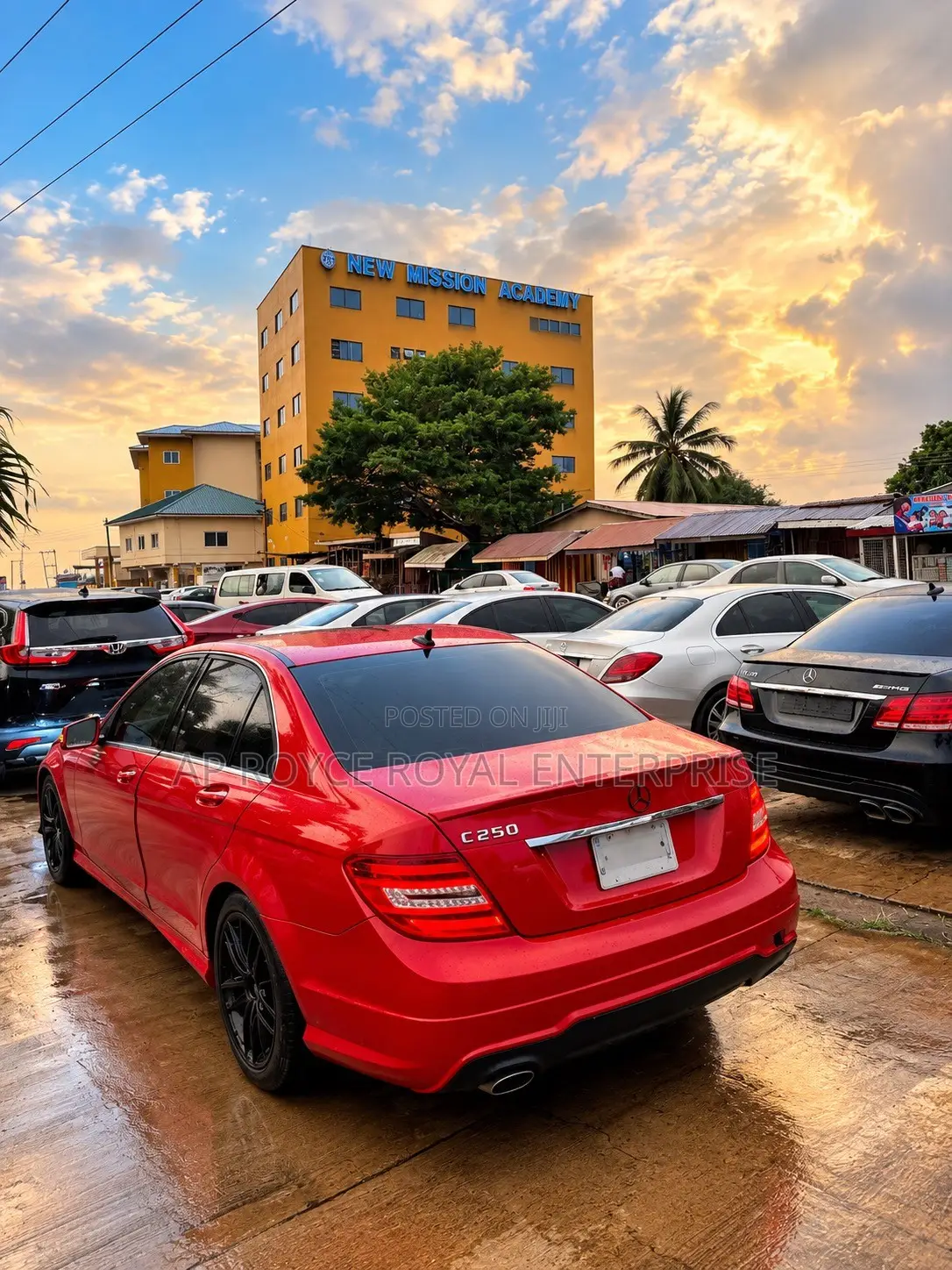 Mercedes-Benz C250 2013 Red