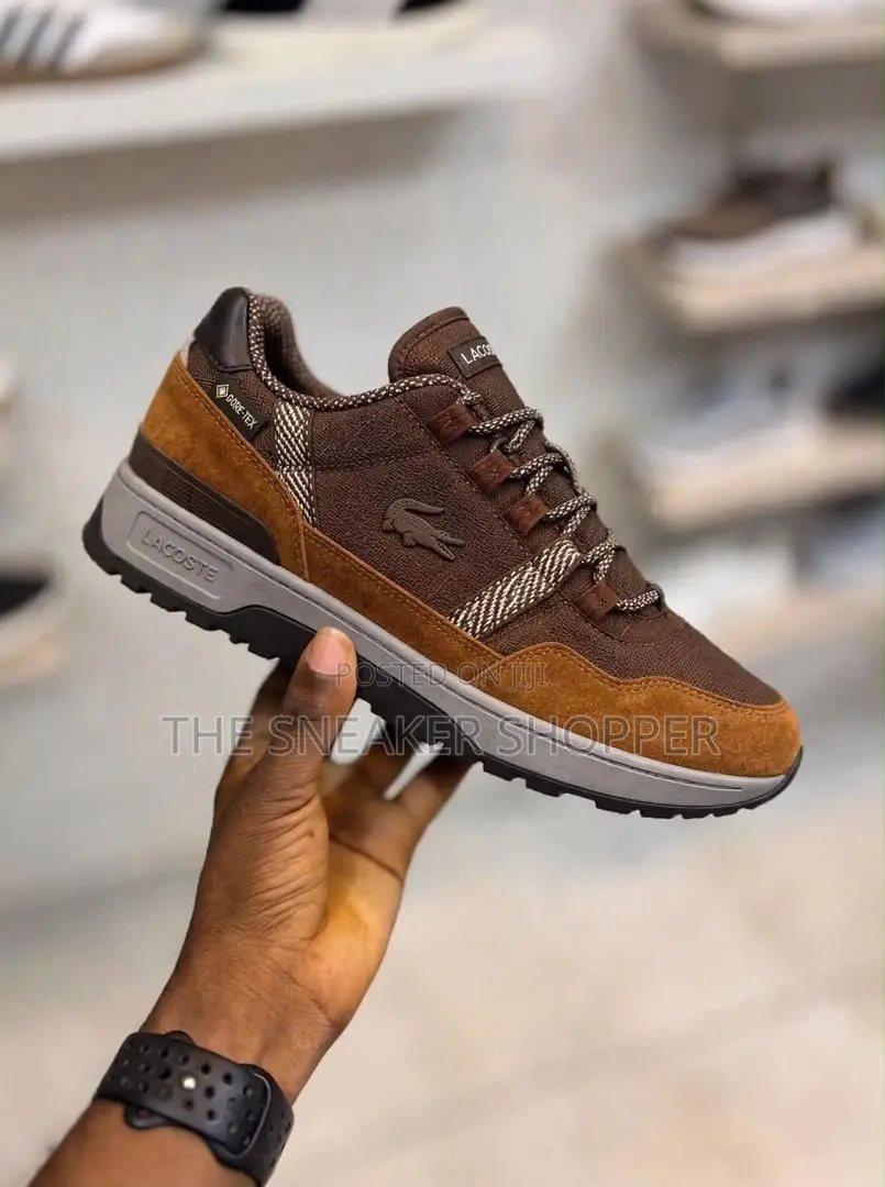 Lacoste T-Clip Gore-Tex Winter 222 - Brown
