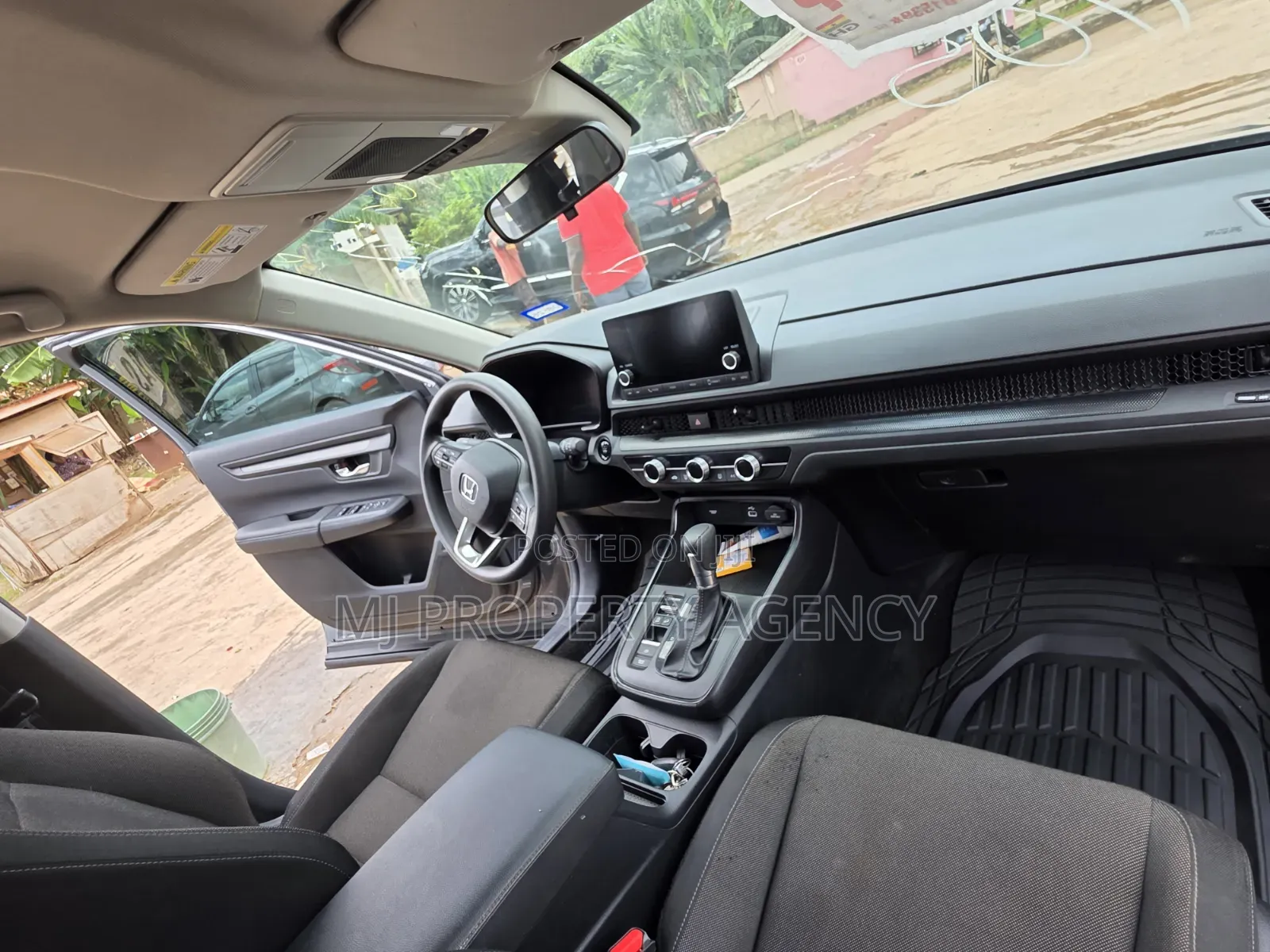 Honda CR-V LX AWD 2025 Beige