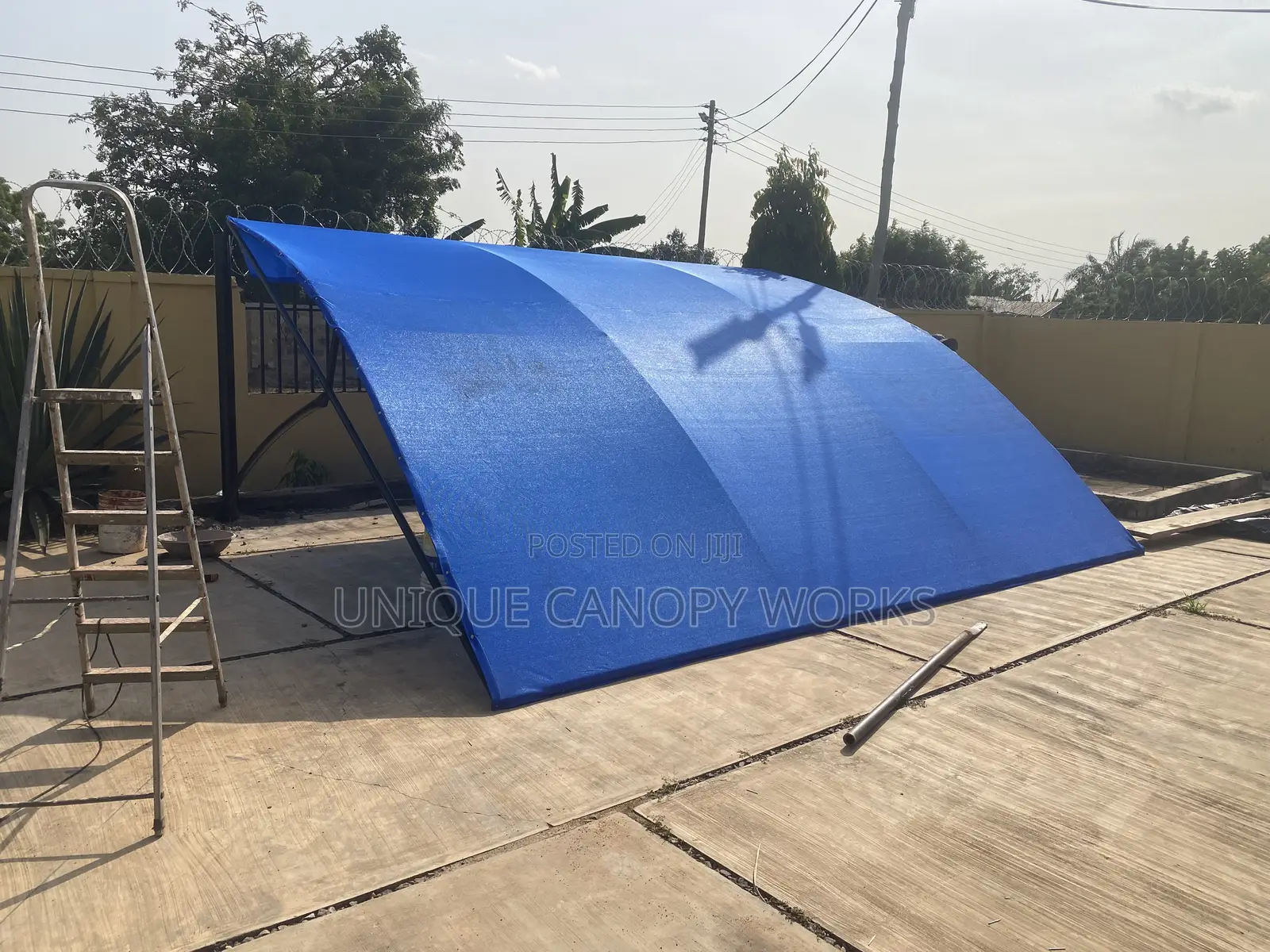 Car Canopy to Protect Hush Weather