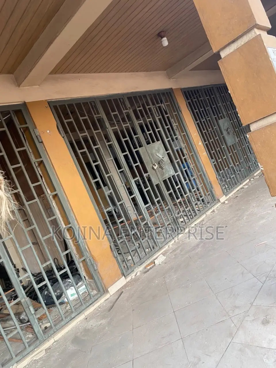 Shop Space for Rent – Patasi High Street, Kumasi