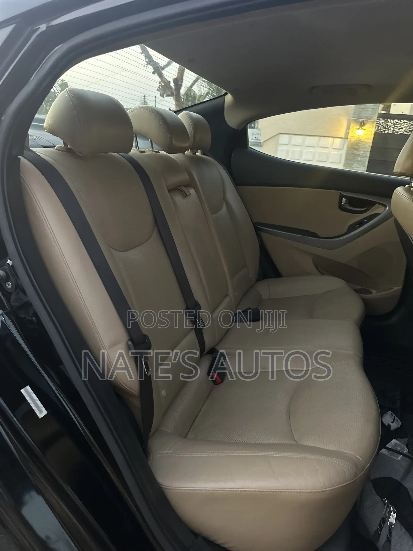 Hyundai Elantra Limited Sedan FWD (1.8L 4cyl 6A) 2013 Black