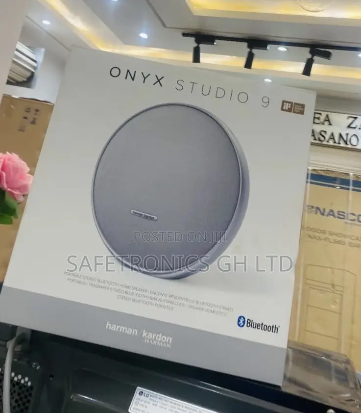 Valuable SonicFlow Harman Kardon Onyx Studio 9 Speaker