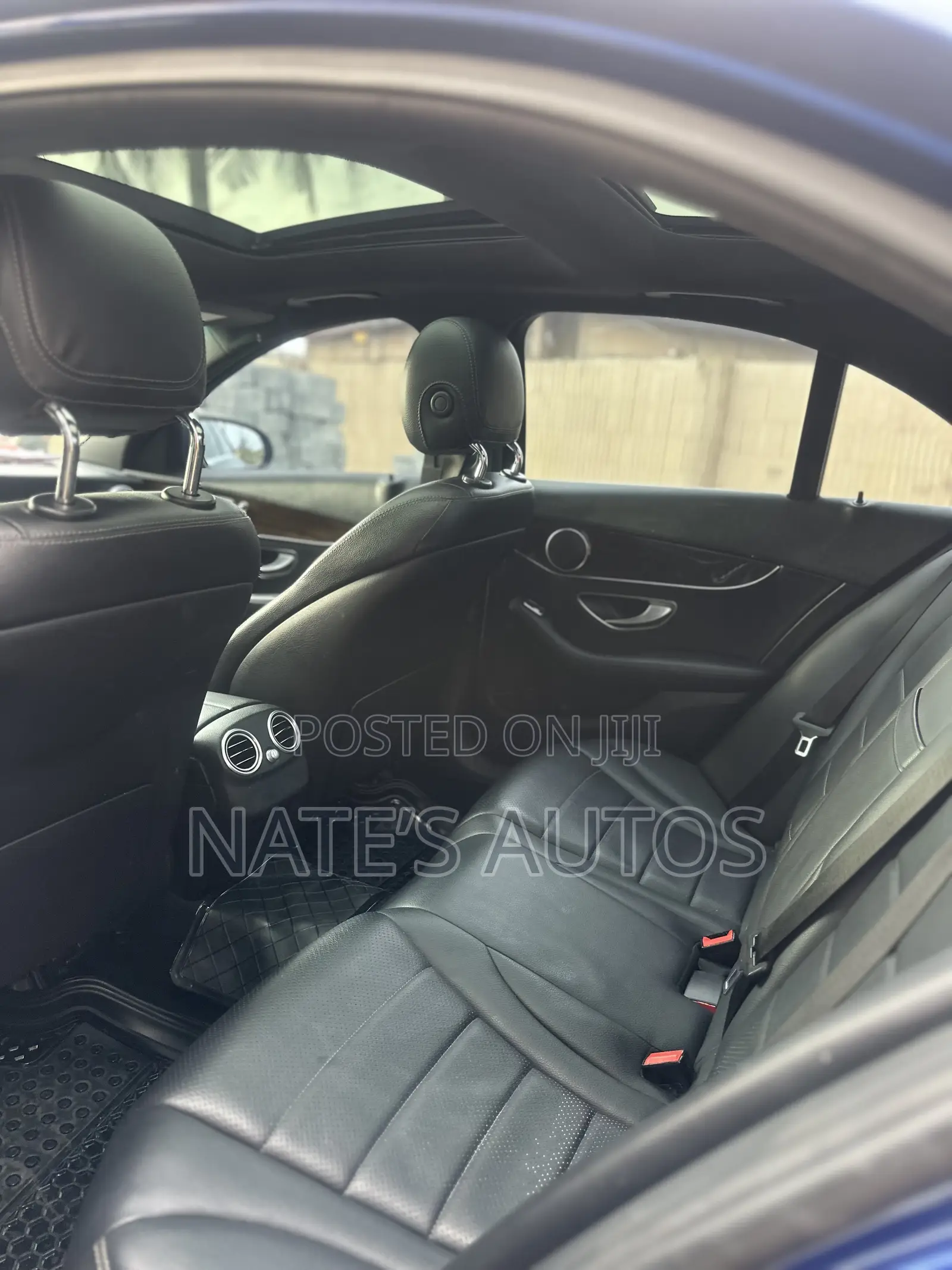 Mercedes-Benz C300 Luxury 4matic Sedan AWD (2.0L 4cyl 7A) 2017 Blue
