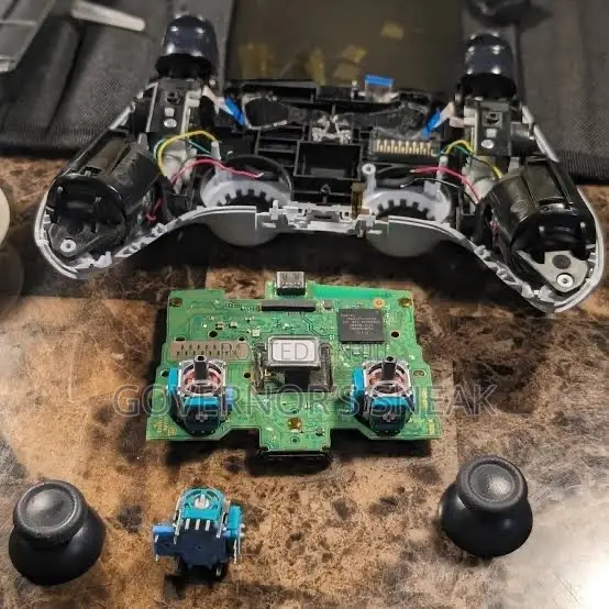 PS5 DualShock and Xbox Series S/X Repairs at Cheap Price