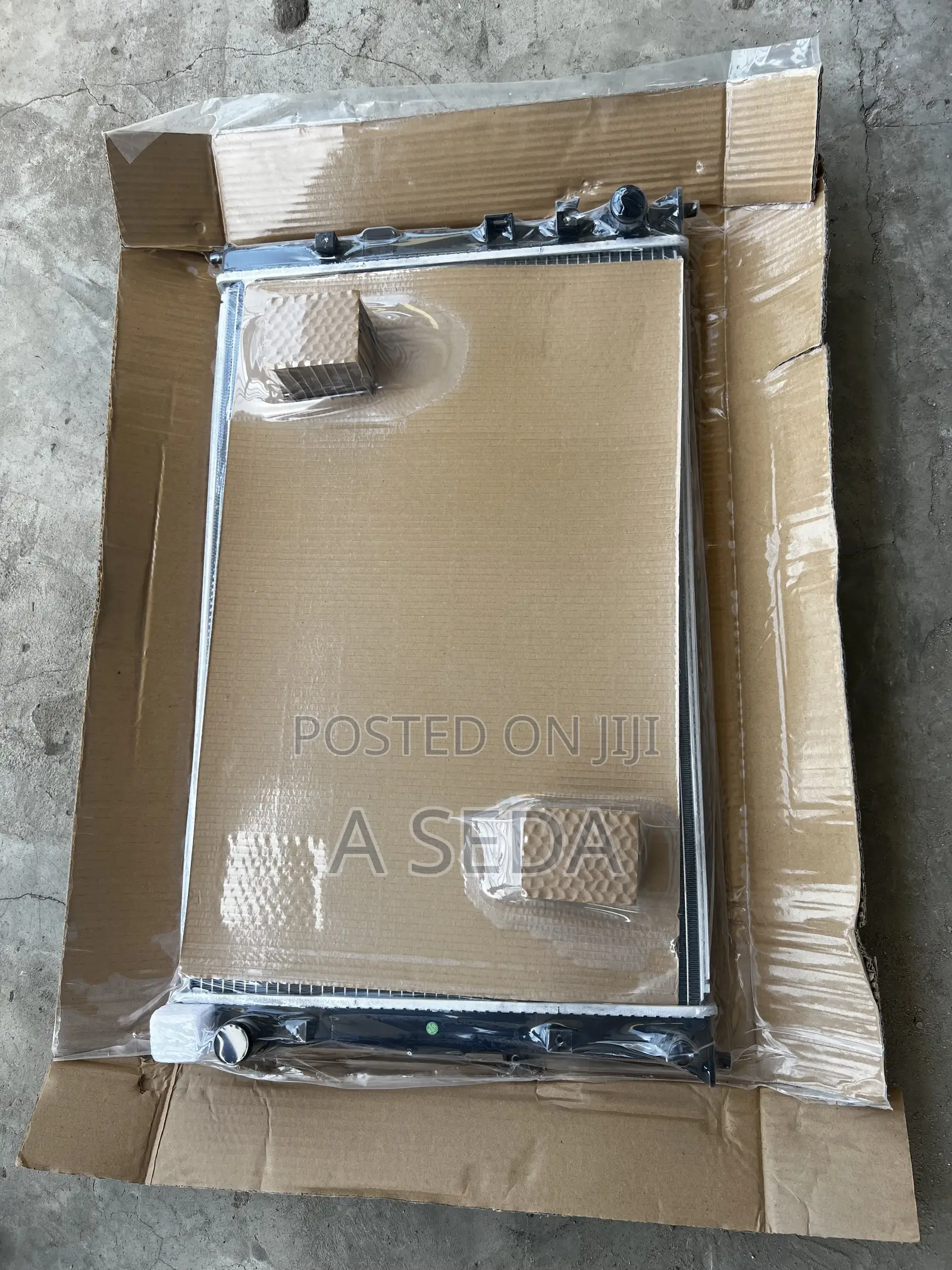 Honda HRV 2016 2017 2018 2019 2020 2021 Radiator Water Tank