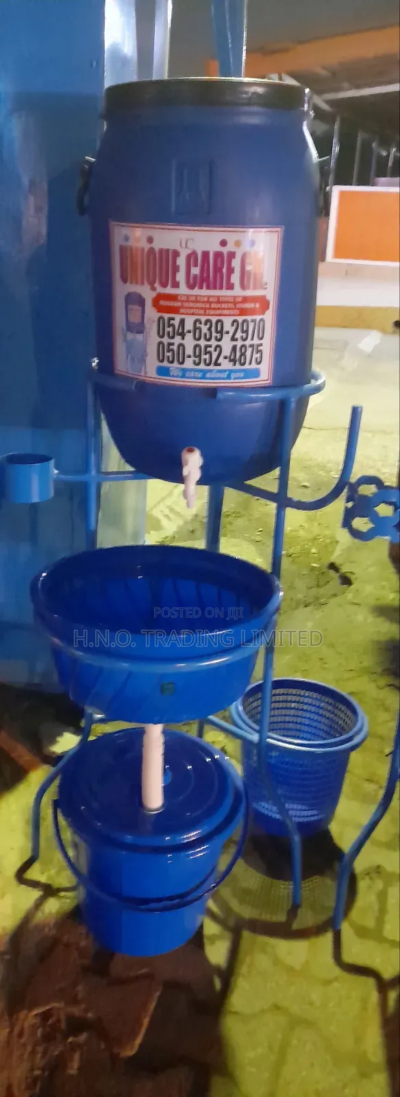 Veronica Bucket With Accessories