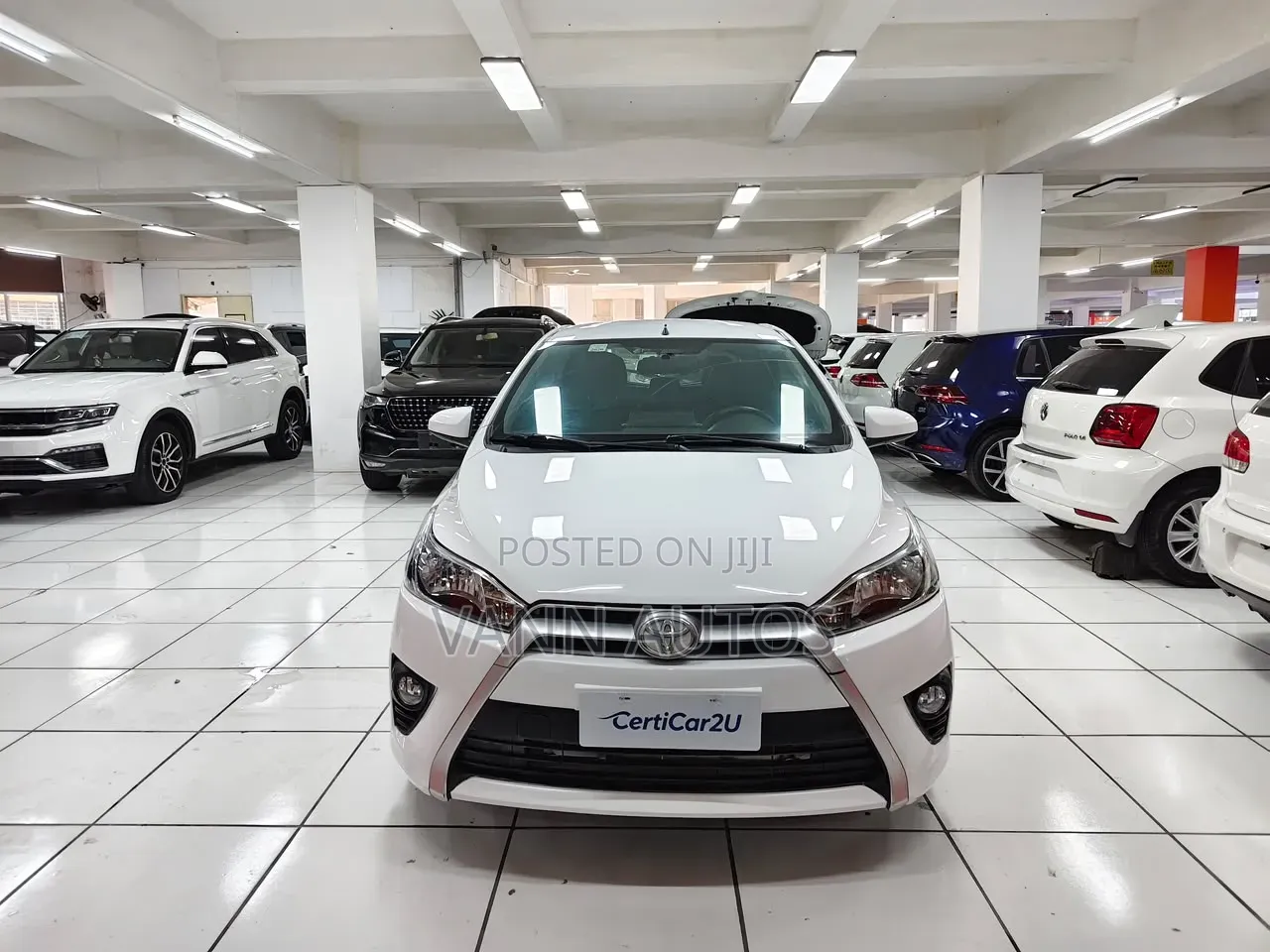 Toyota Yaris L Hatchback 5dr 2017 White