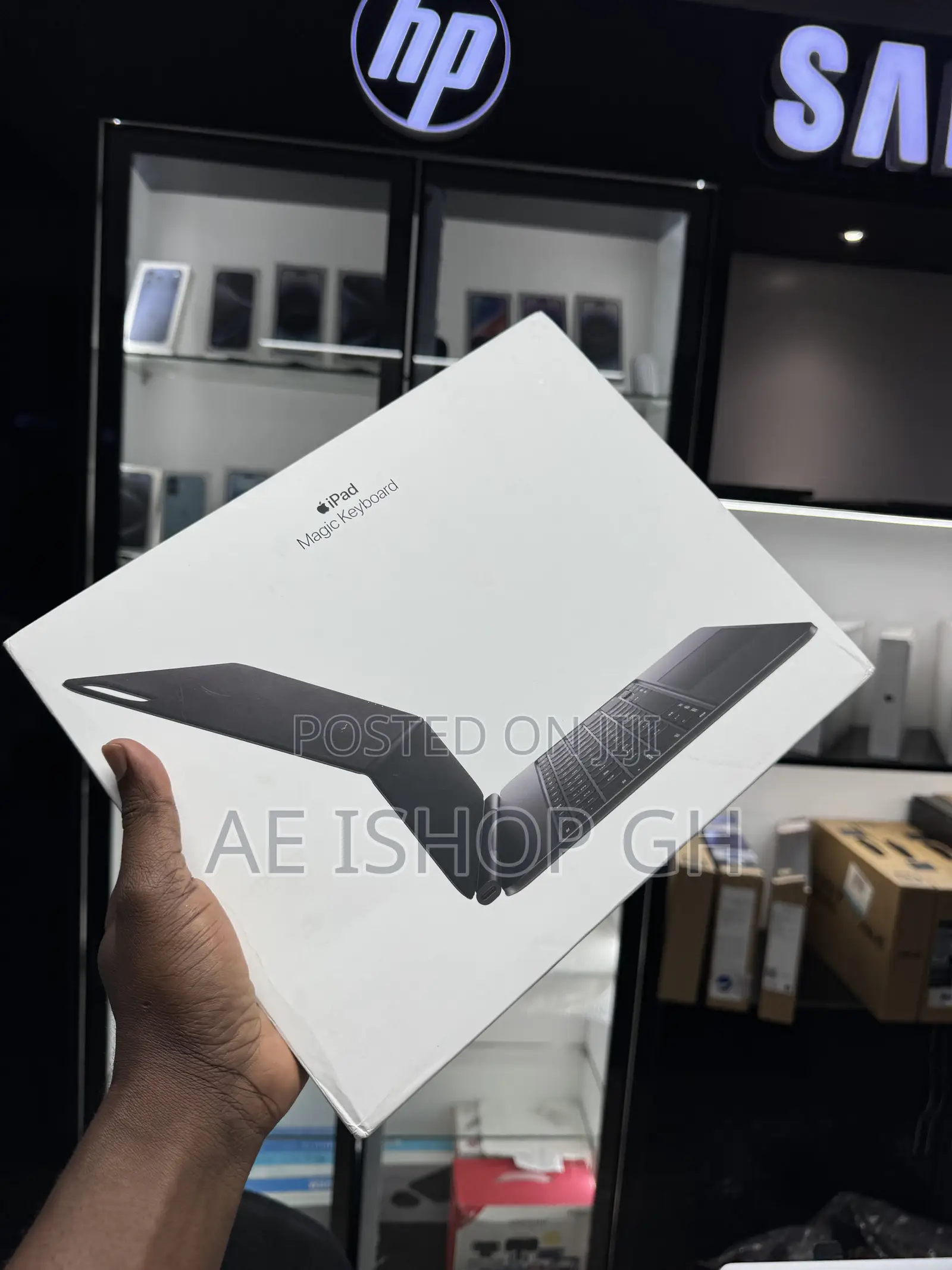 13” Apple Magic Keyboard