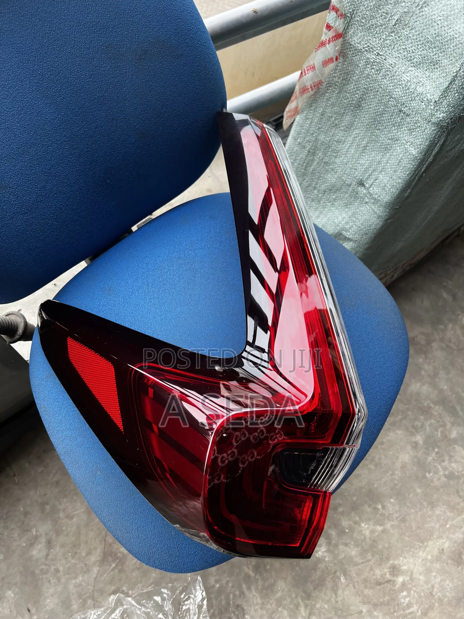 Honda CRV 2017 2018 2019 2020 2021 Taillight Call