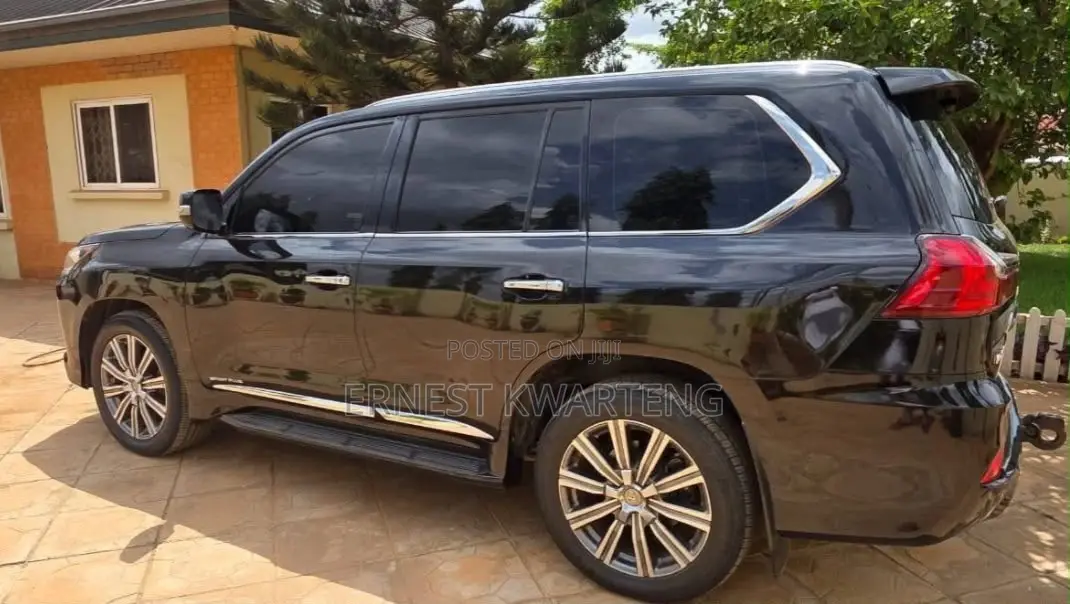 Lexus LX 570 AWD 2017 Black