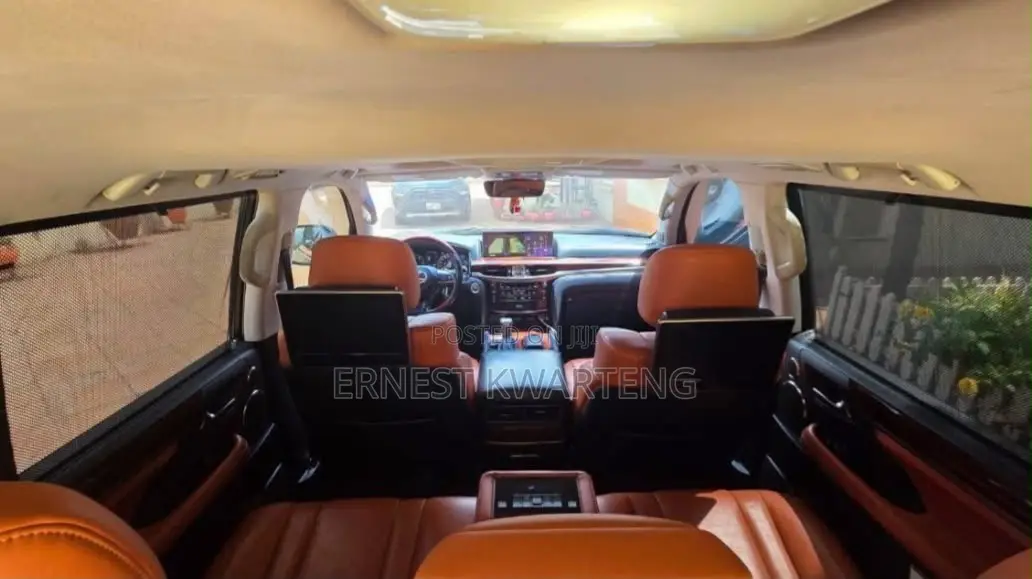 Lexus LX 570 AWD 2017 Black