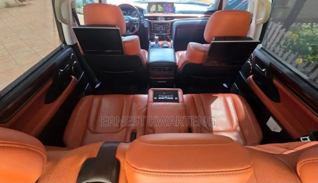 Lexus LX 570 AWD 2017 Black
