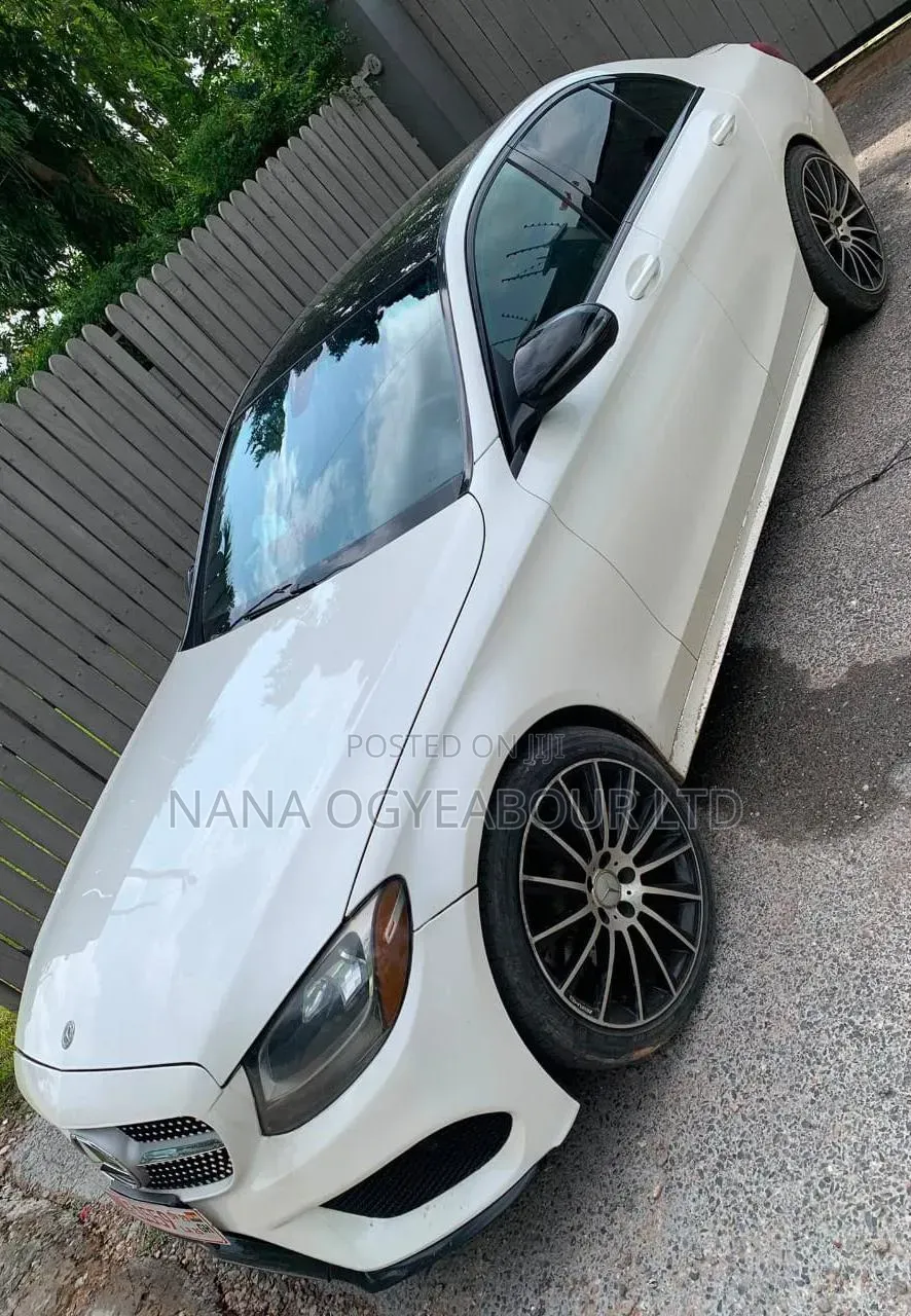 Mercedes-Benz C300 Sport 4Matic Sedan AWD (2.0L 4cyl 7A) 2017 White