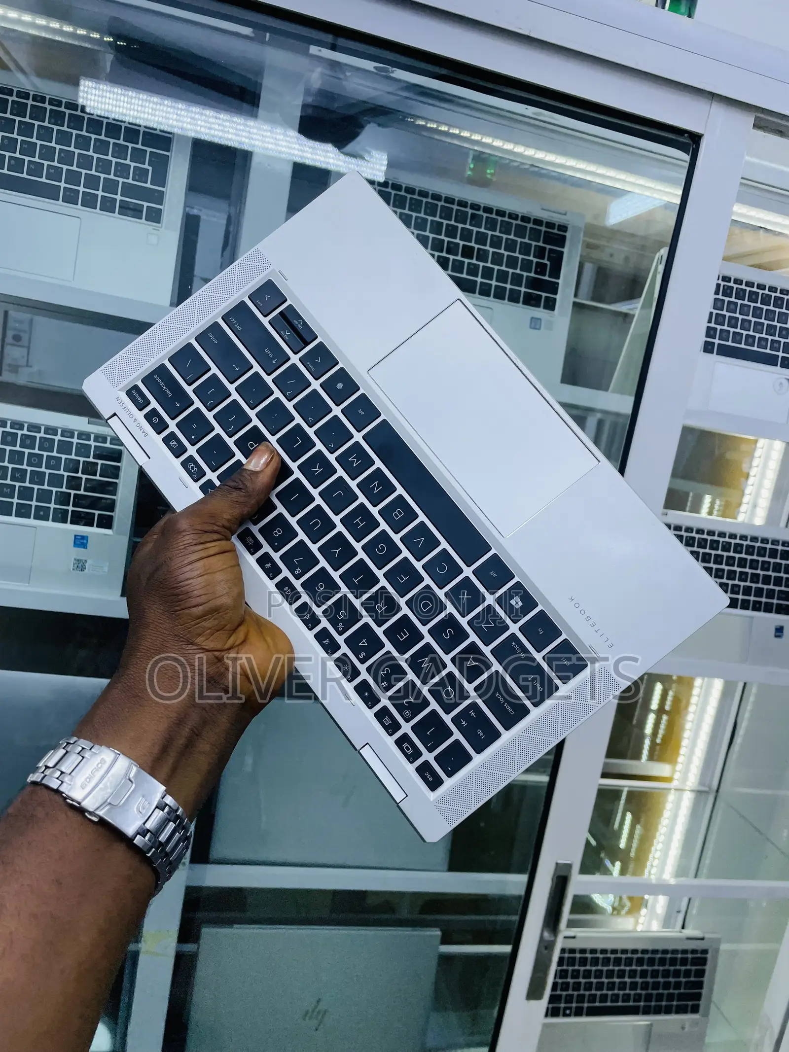 Laptop HP EliteBook x360 1030 G7 16GB Intel Core i5 SSD 256GB