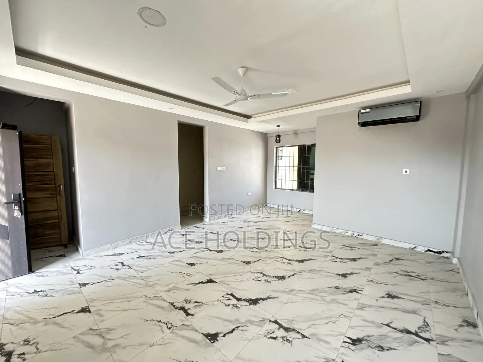 2bdrm Apartment in Ashaley Botwe, School Junction for rent