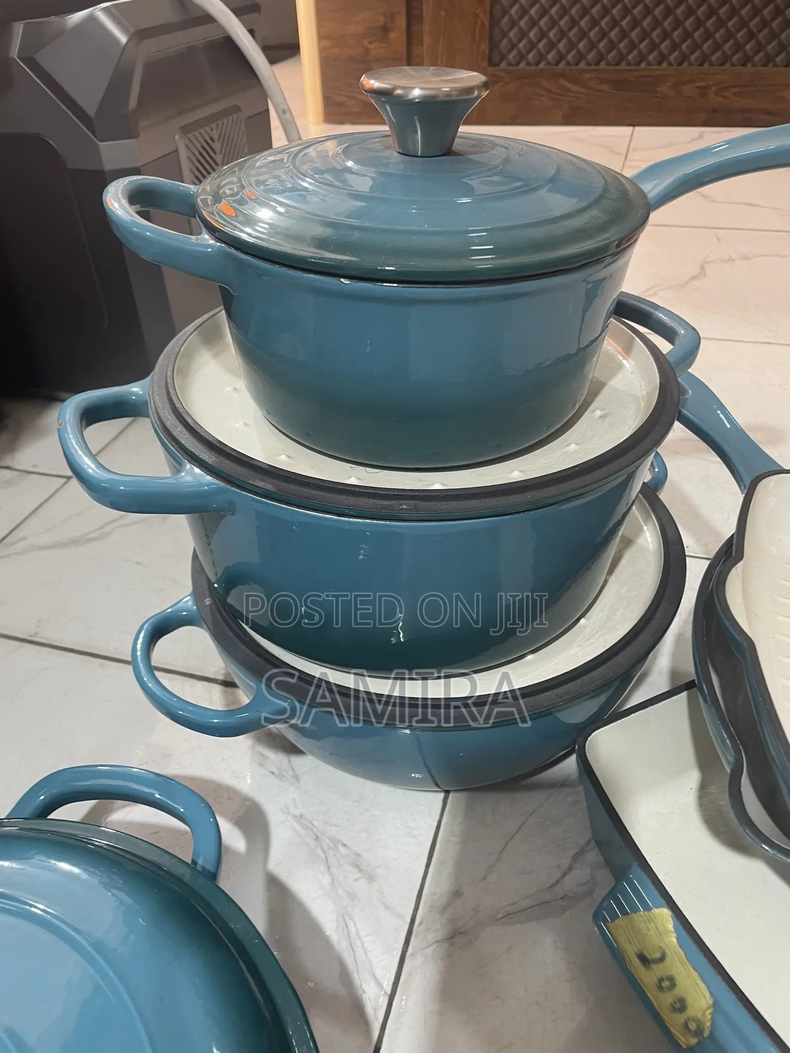 Cast Iron Cookware Set