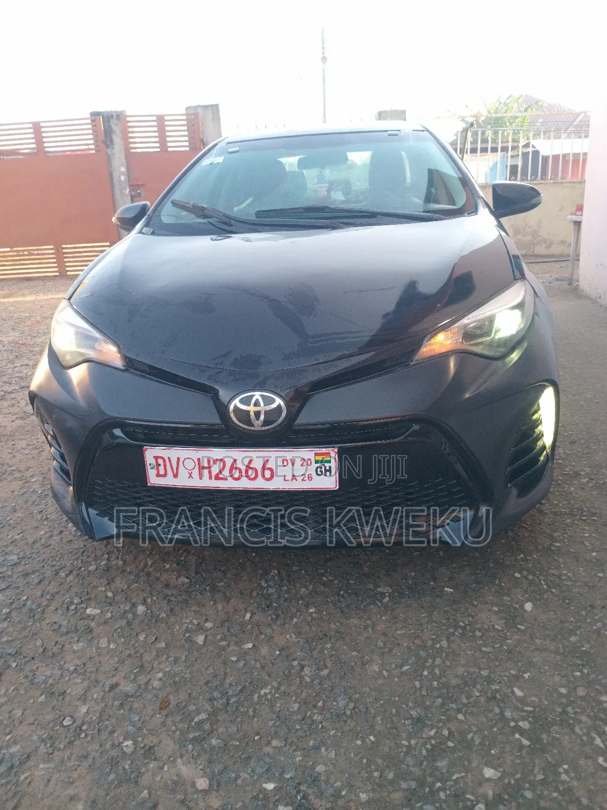 Toyota Corolla LE Plus 4dr Sedan (1.8L 4cyl CVT) 2016 Black