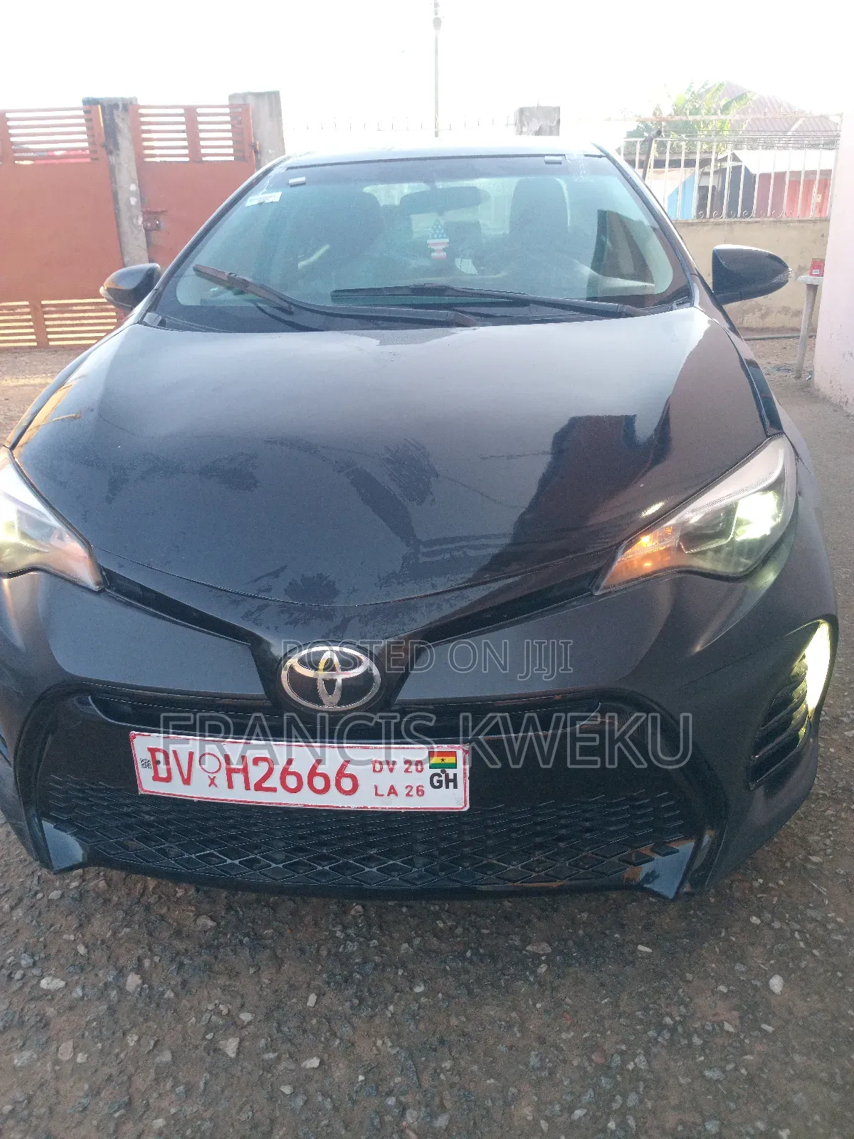 Toyota Corolla LE Plus 4dr Sedan (1.8L 4cyl CVT) 2016 Black