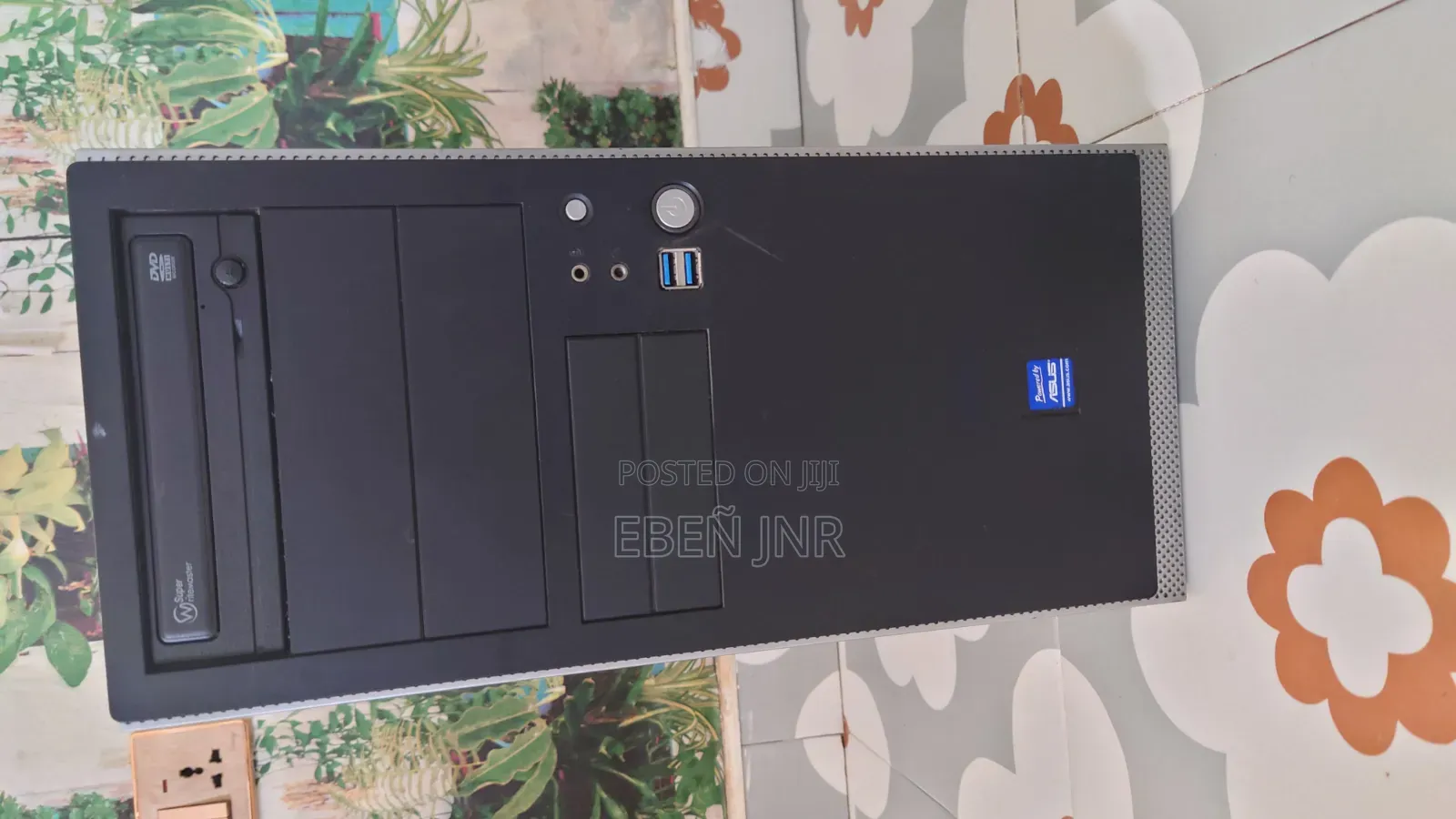 Desktop Computer Asus 8GB AMD A8 HDD+SSD 500GB
