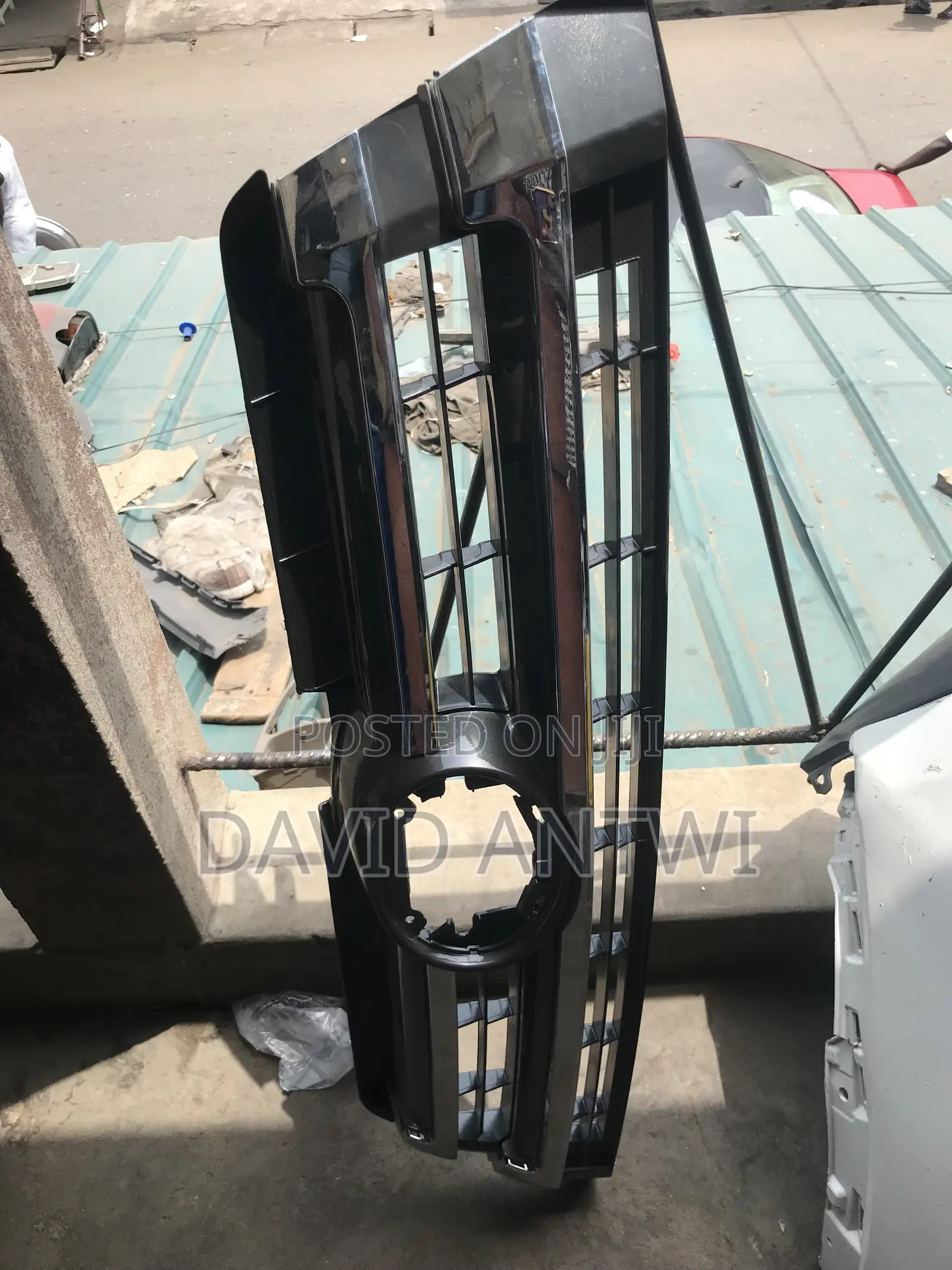 Honda Accord 2020 Headlight LED and Toyota Hilux 2012 Front Grille